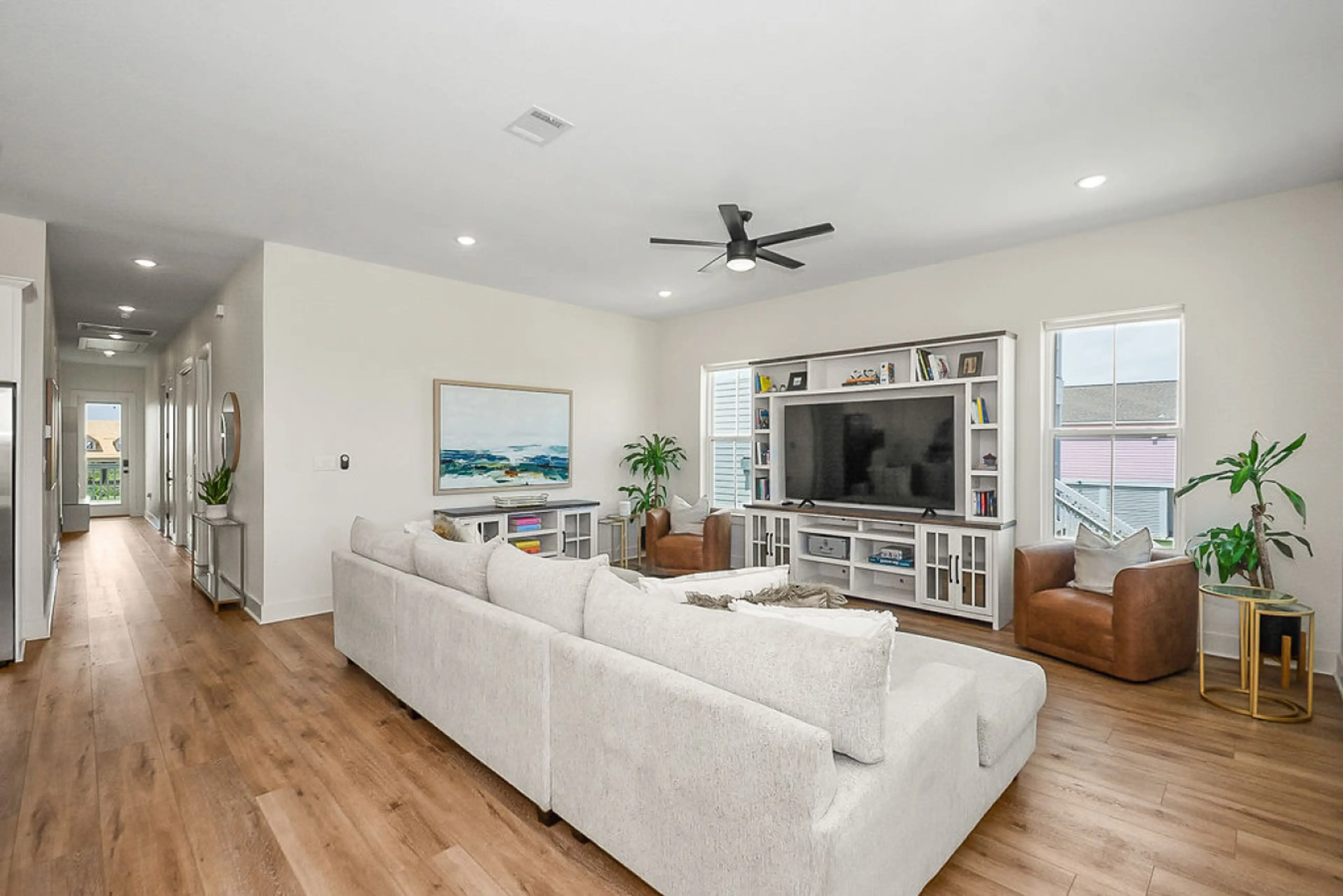 Kick back & soak in the breezy beach house vibes