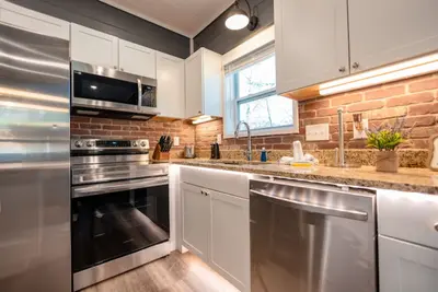 Fully equipped kitchen.