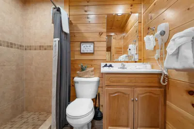Copie de Bathroom 1.jpg