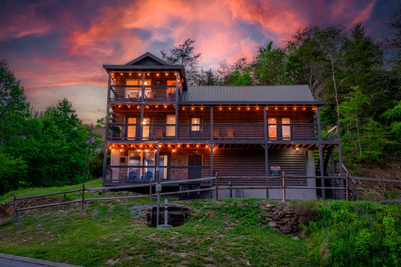 This cabin provides a one-of-a-kind experience, perfectly nestled in the heart of the Great Smoky Mountains.