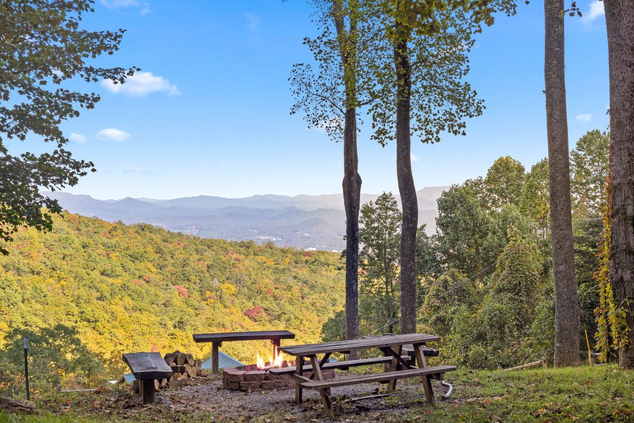 This cabin offers the best view of Pigeon Forge. Relax by the fire with your family and enjoy the Smoky Mountains.