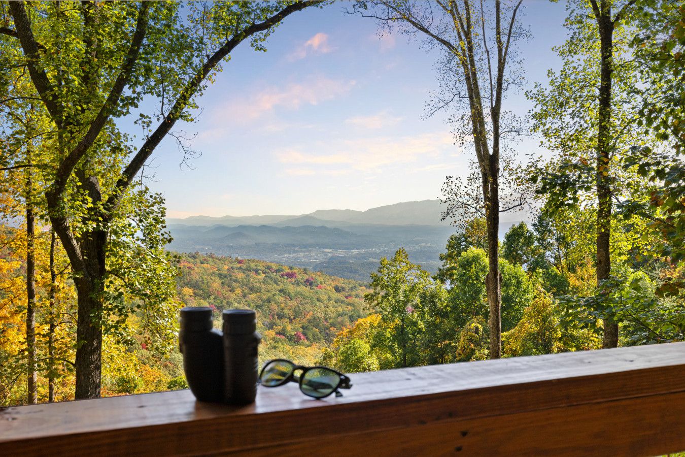 This cabin offers multiple private decks with the best views of the Great Smoky Mountains and Pigeon Forge.