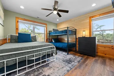 Mount Laconte Room (3 of 6).jpg