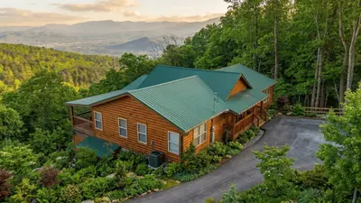 2536 Bluff Mountain drone (1 of 7).png