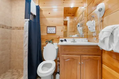 Copie de Bathroom 2.jpg
