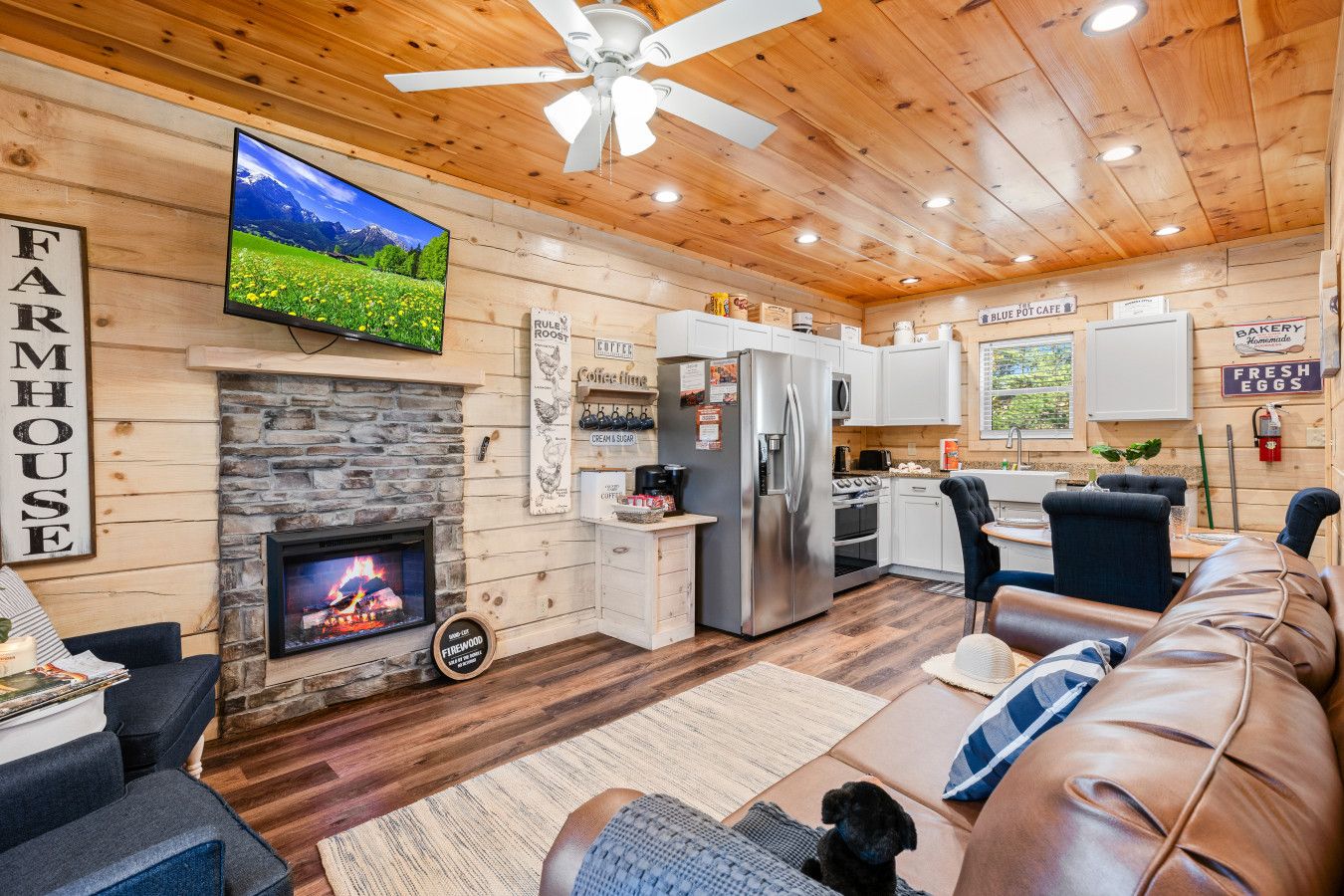 A cozy living space made for relaxing, reconnecting, and sharing quiet moments.