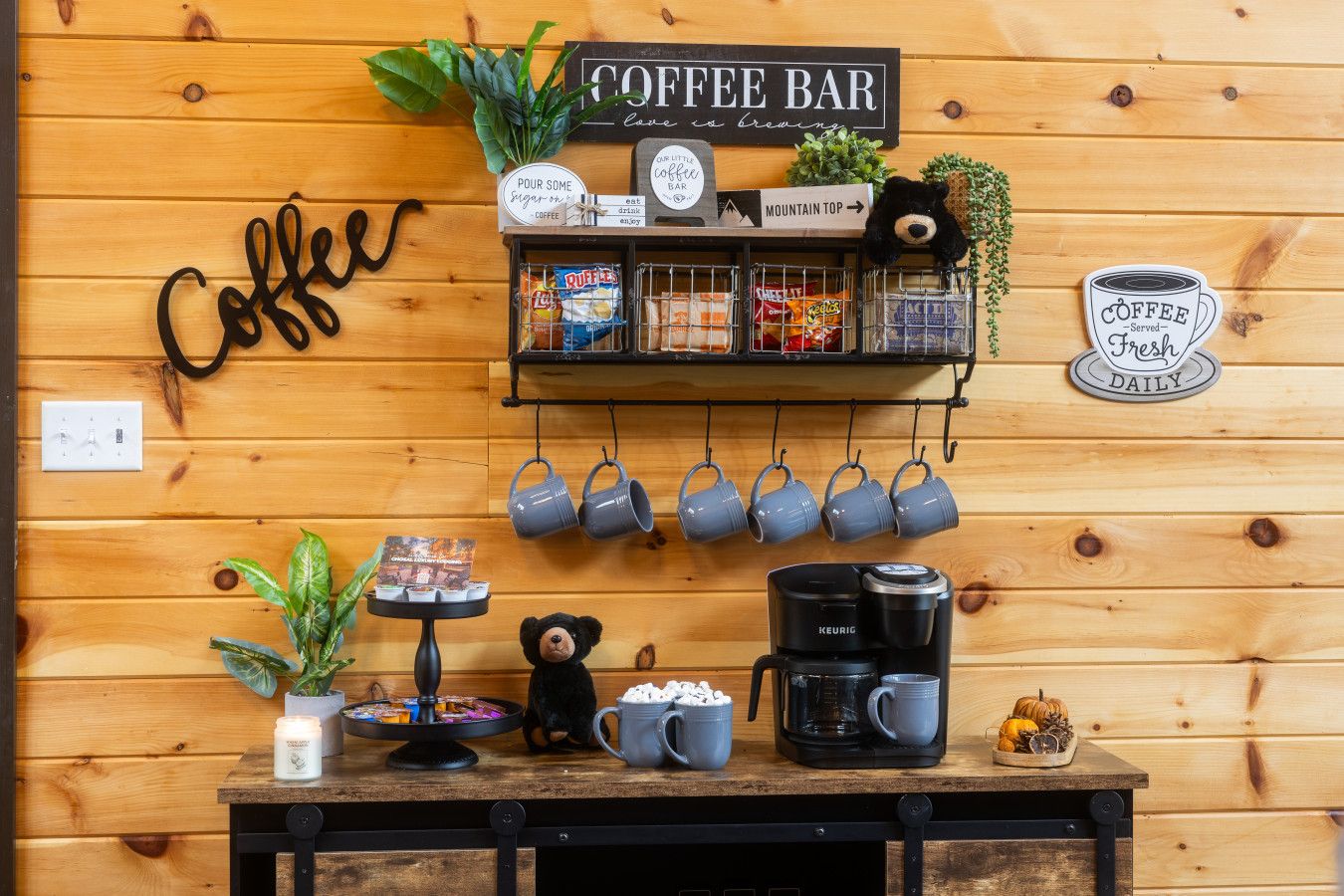 Cabin 1: Fully equipped kitchen designed for group cooking and shared meals.