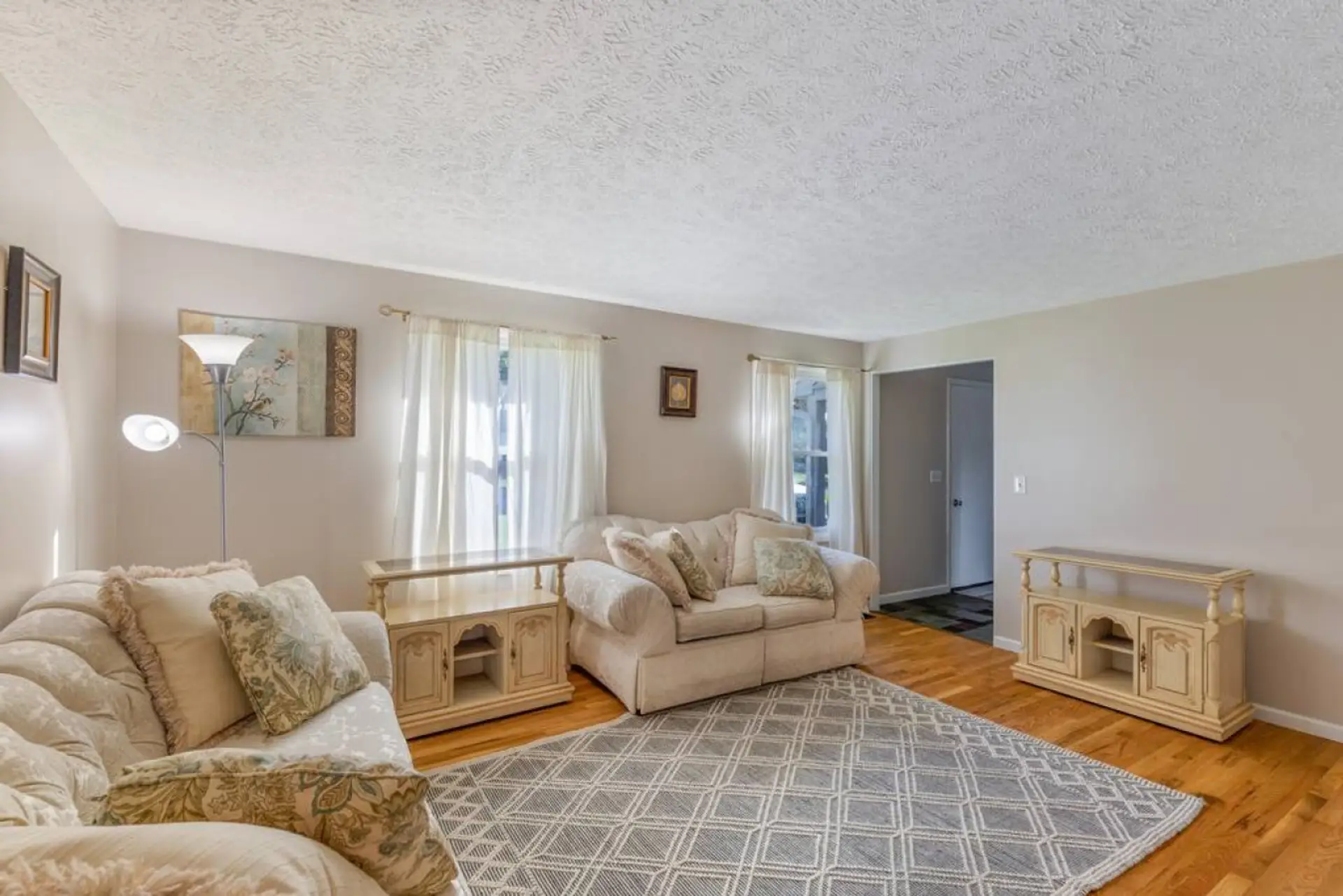 Main living room!