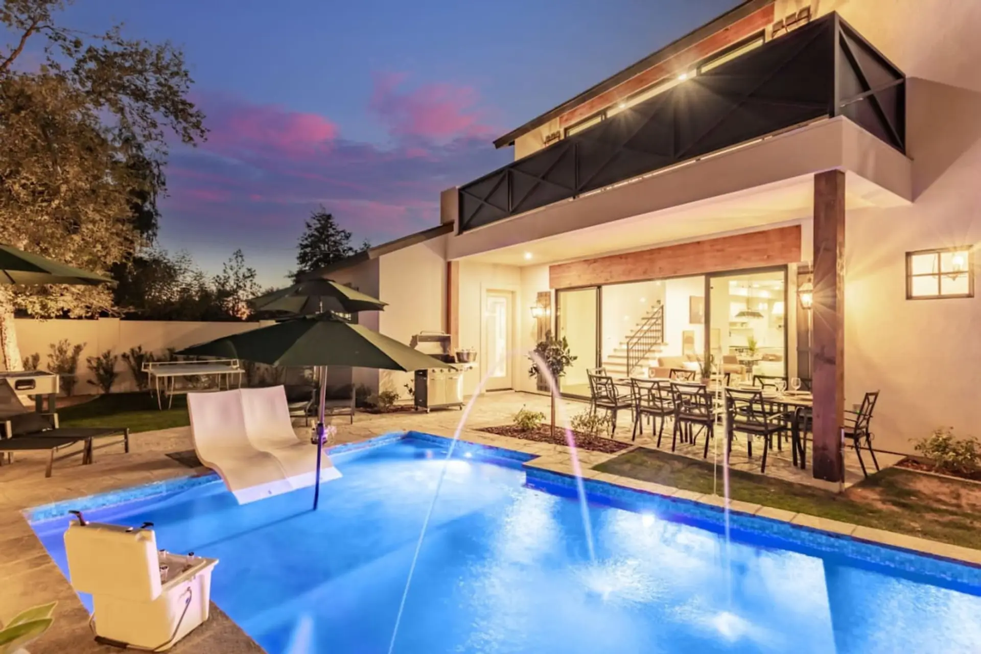 Pool Deck Jets and Light