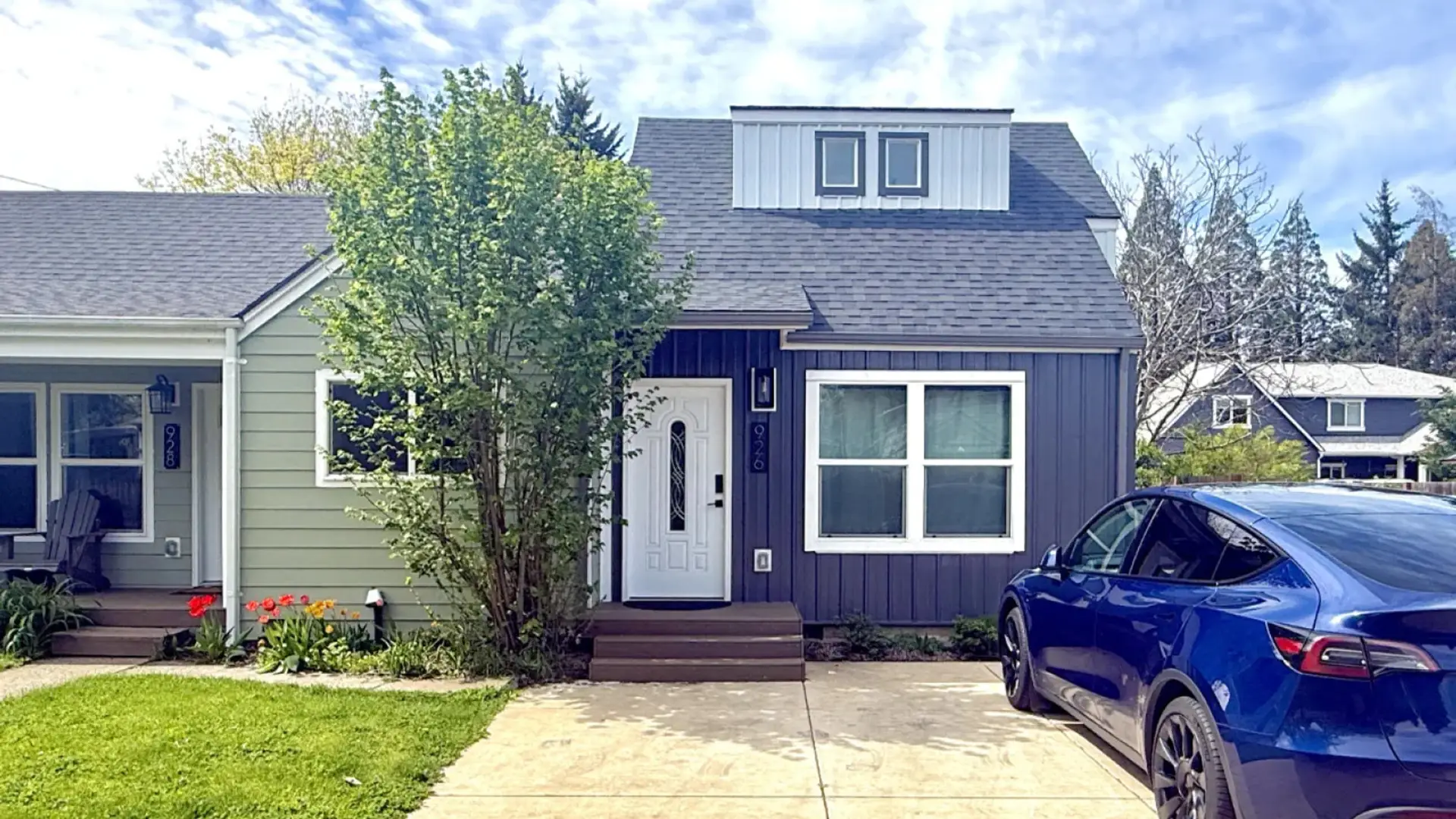 Front of townhome (green side is another AirBnB)