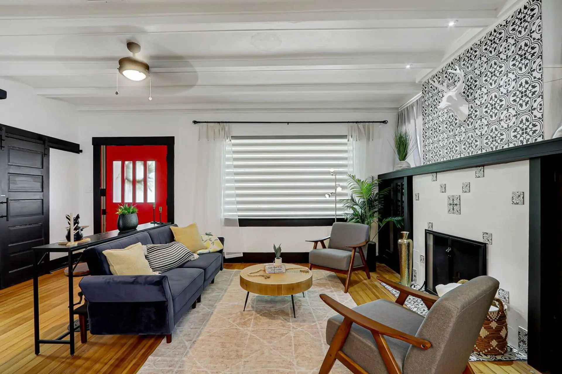 Living Room (Sofa Bed) /Centre Table and chair