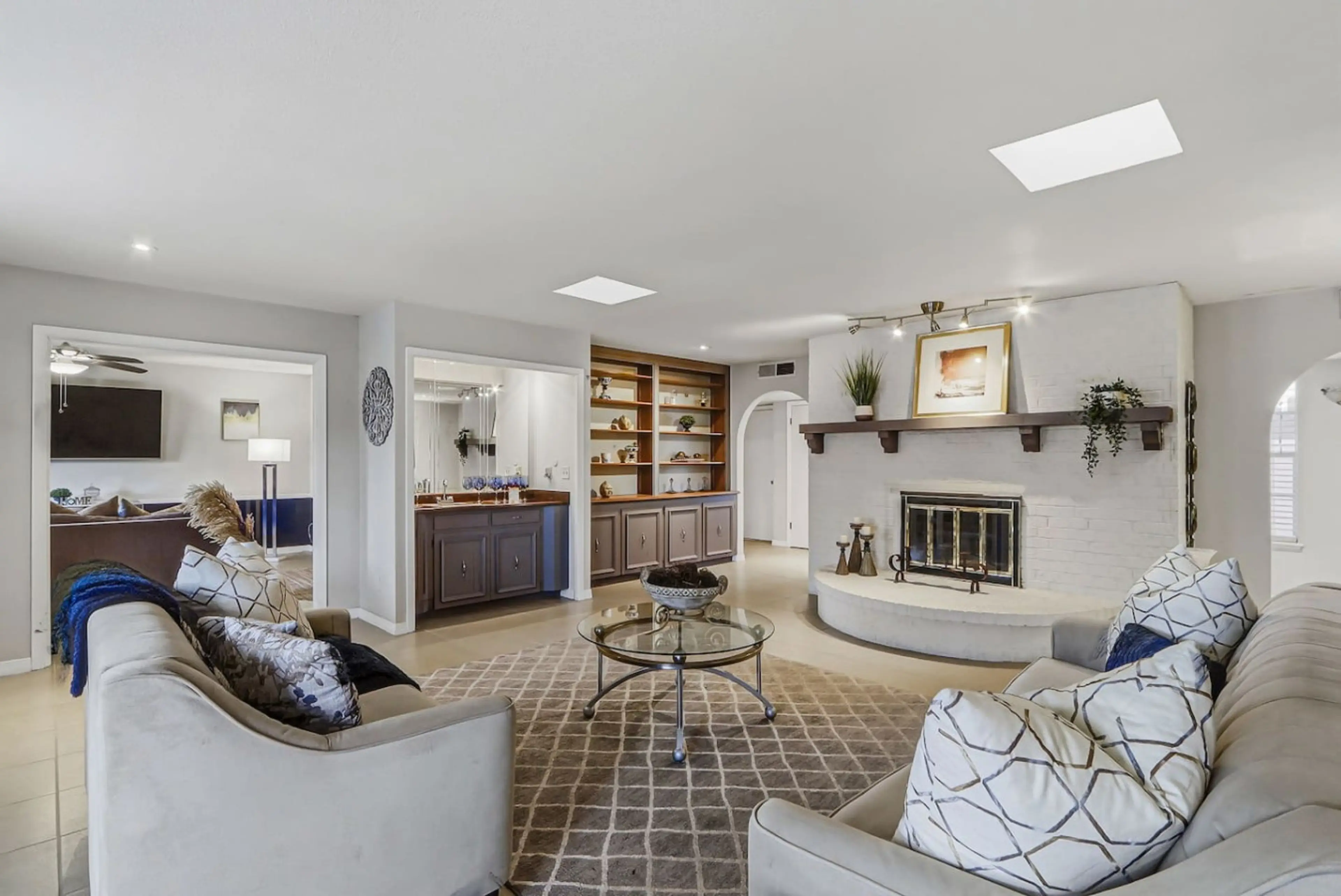 Living Room (Sofa) /Centre Table/ chair