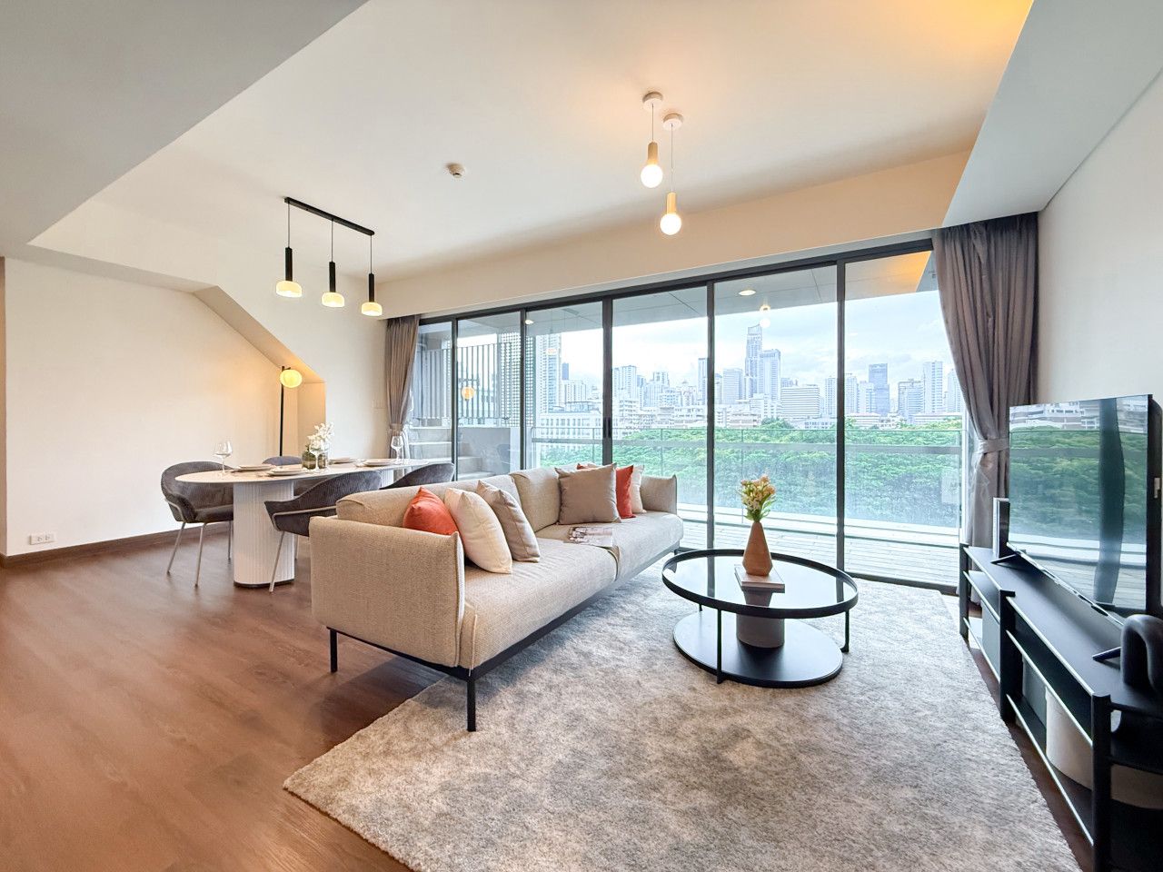 siamese-gioia-sukhumvit-31-3br-ultra-fast-wifi-phrom-phong