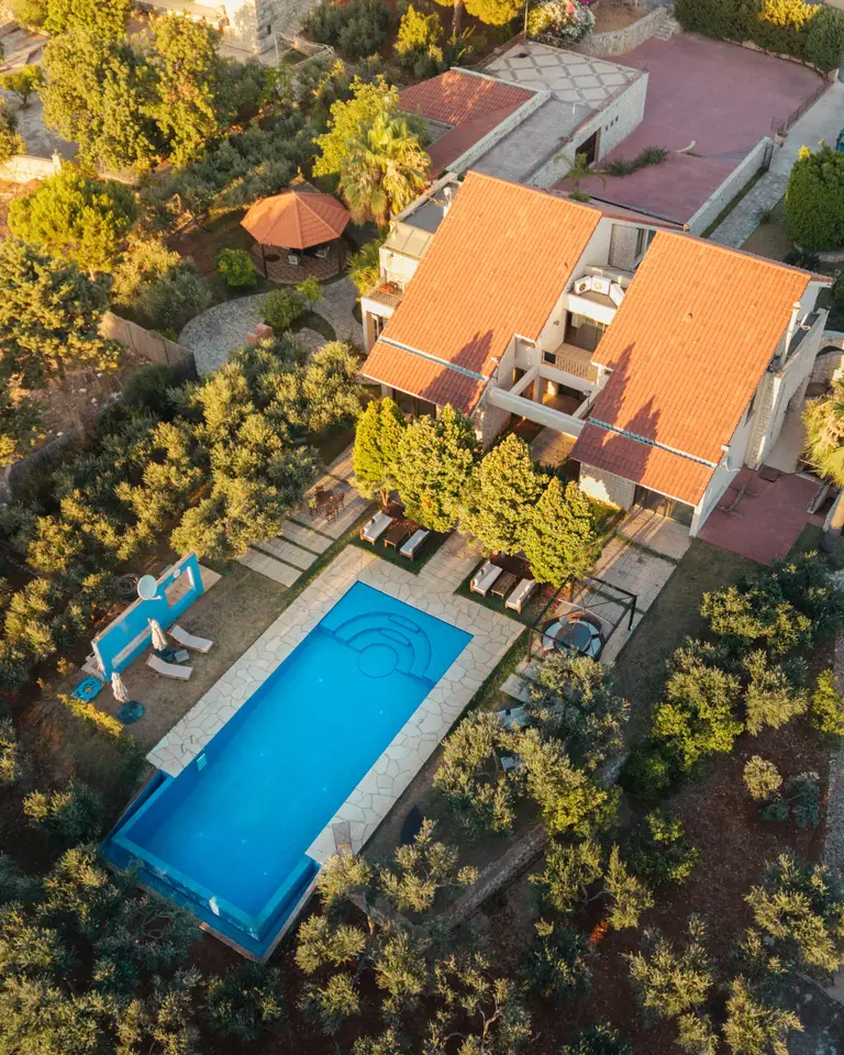DJI_20250704192323_0107_D.JPG
