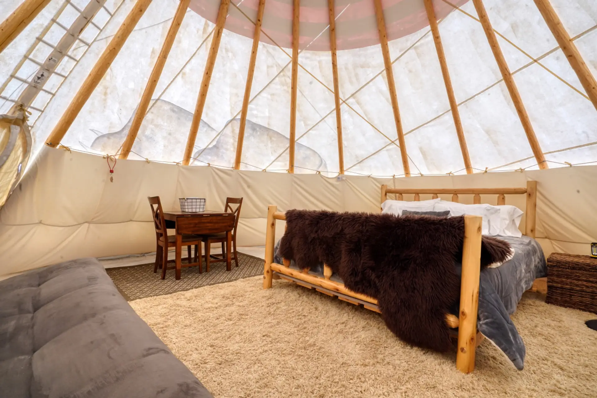 King size bed