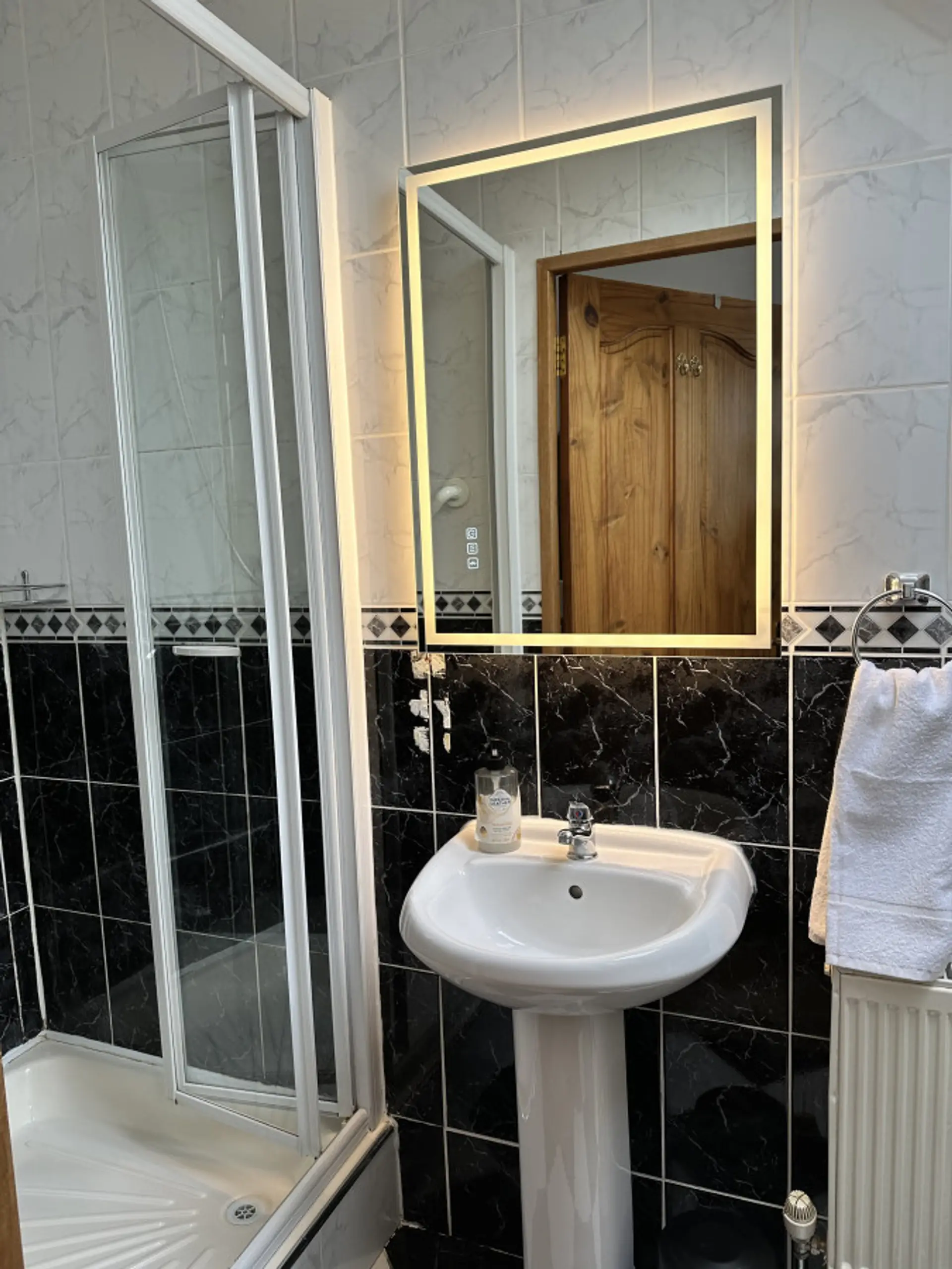 Ensuite private bathroom in family guest room in Malahide