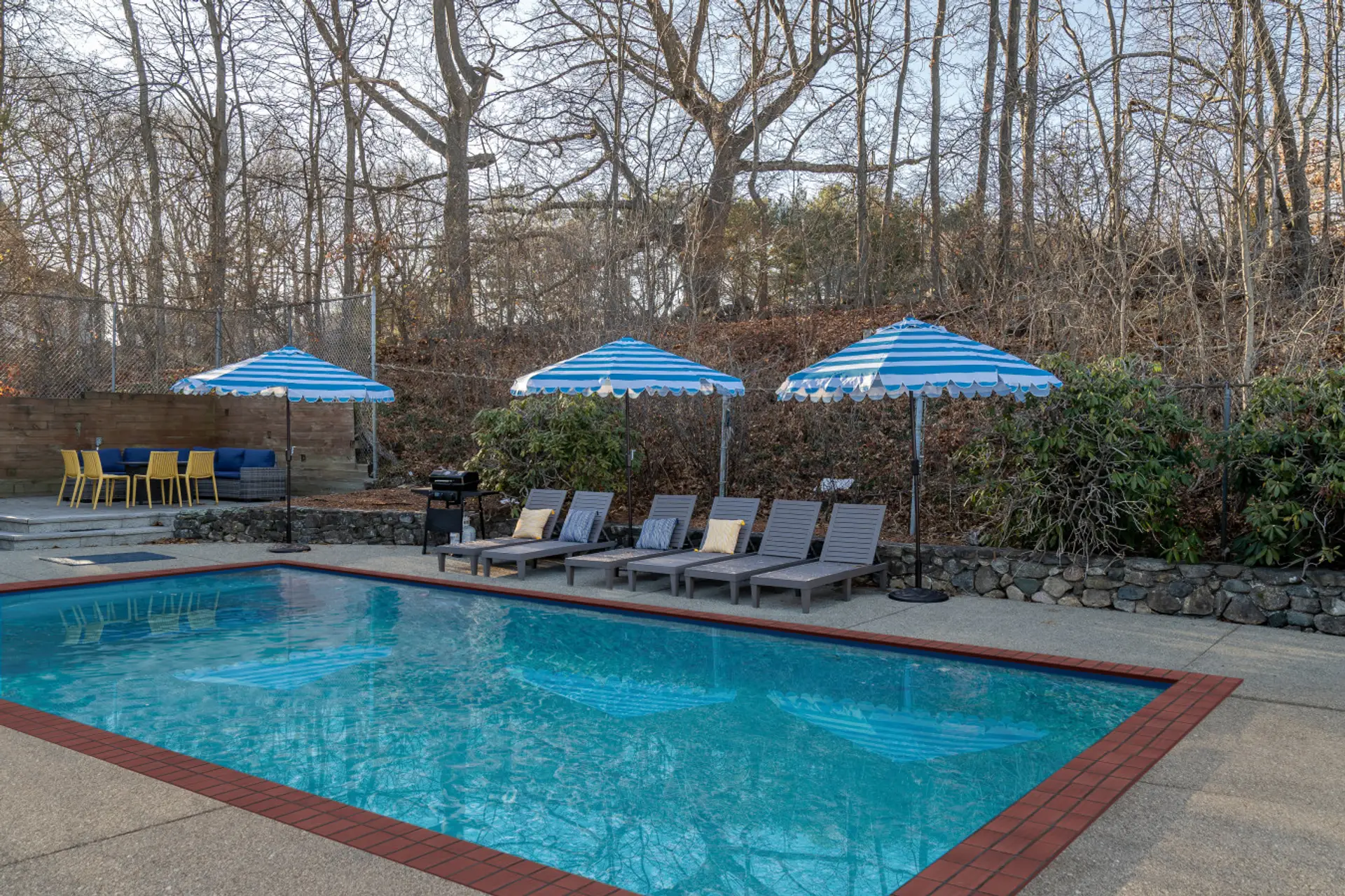 Outdoor Swimming Pool (Open April to Sep)