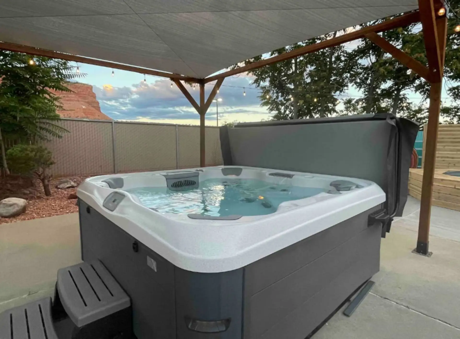 Community hot tub with peek -a-boo red rock views