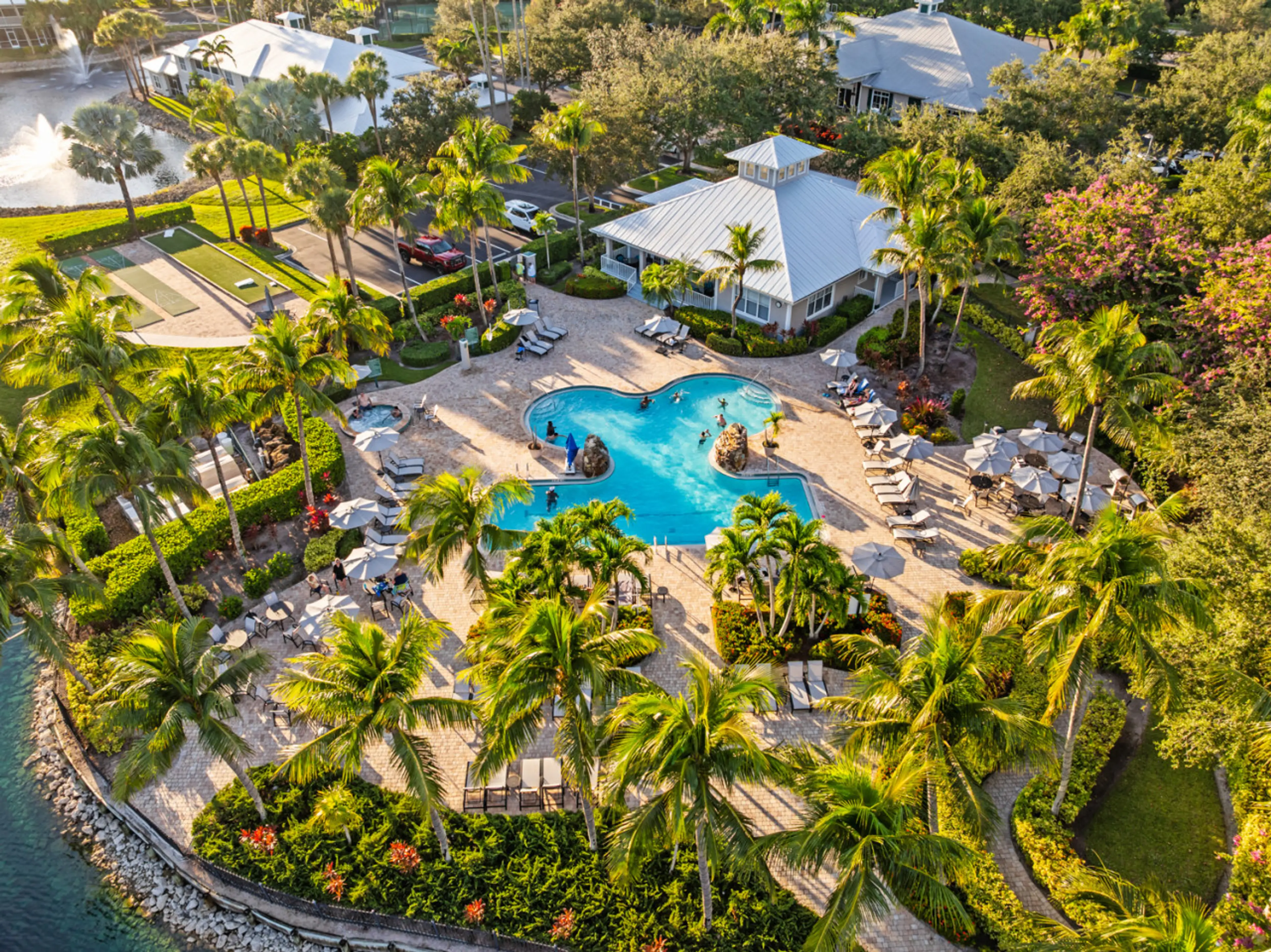 Resort Style Pool and Hot Tub in Community; Ample Seating and Loungers; Community Grill; Gym; Multiple Tennis Courts! Only a 2 Minute Walk from the Condo!