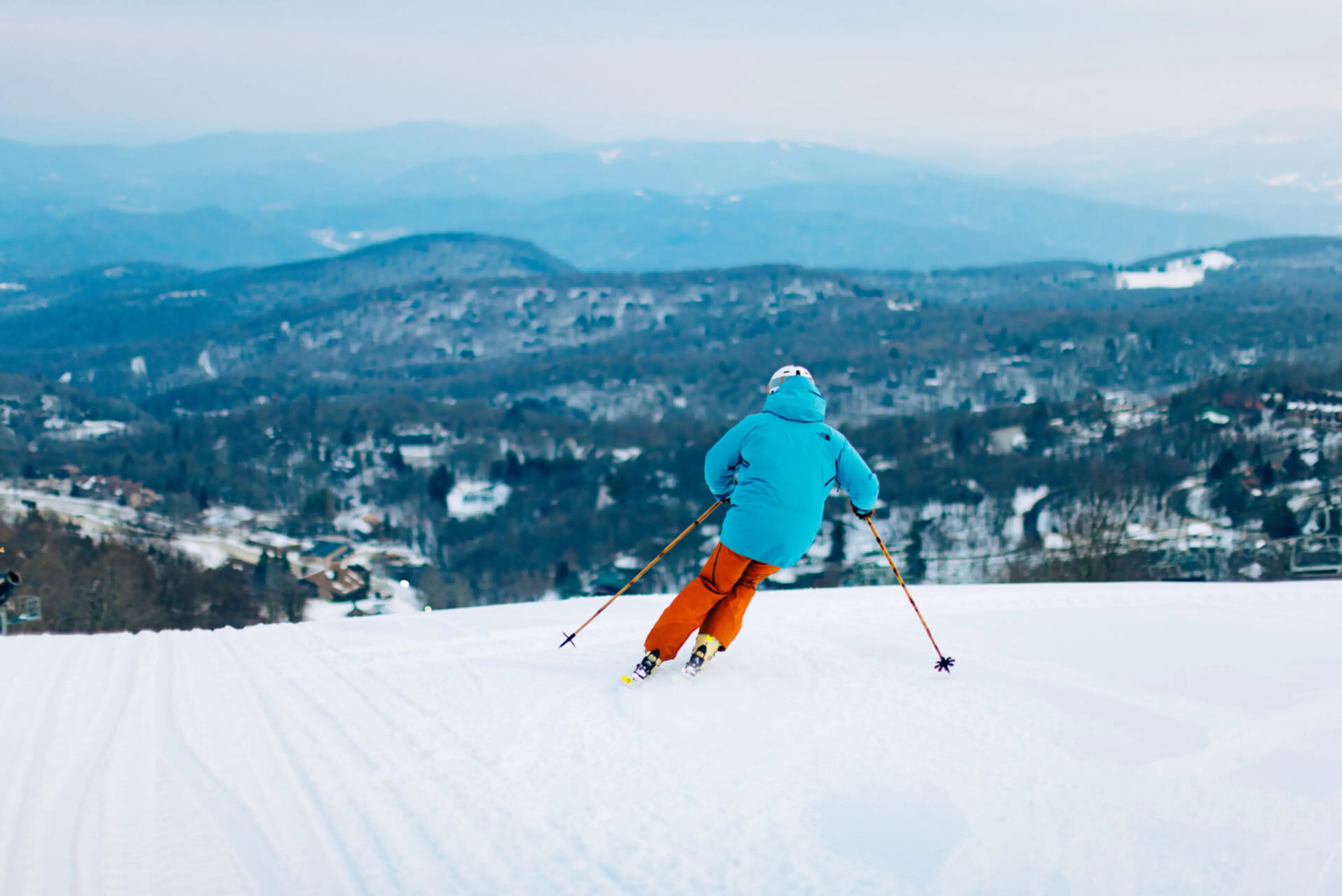 Shuttle over to ski or snowboard at Beech Mountain Resort!