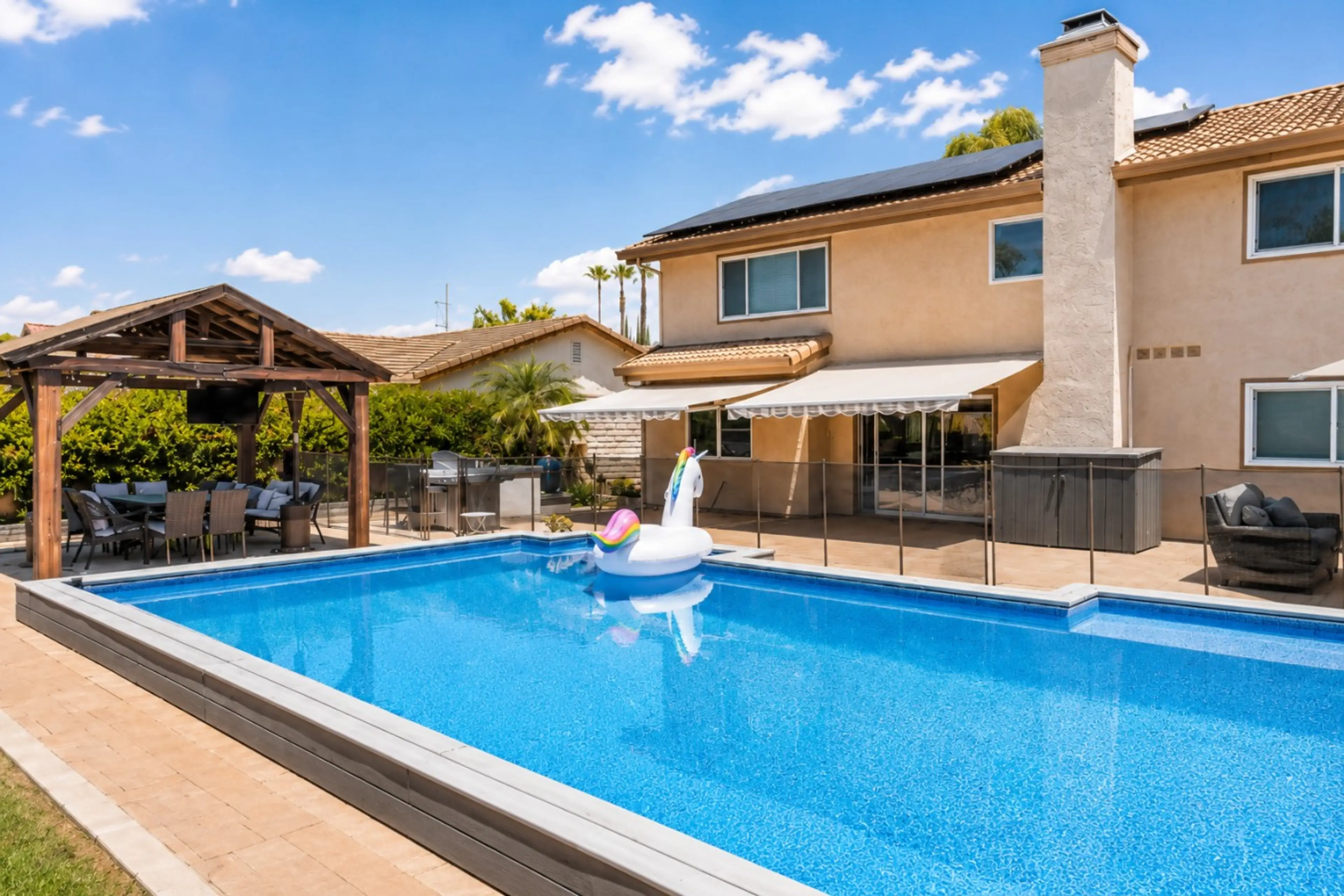 Budwin Pool Rear of House