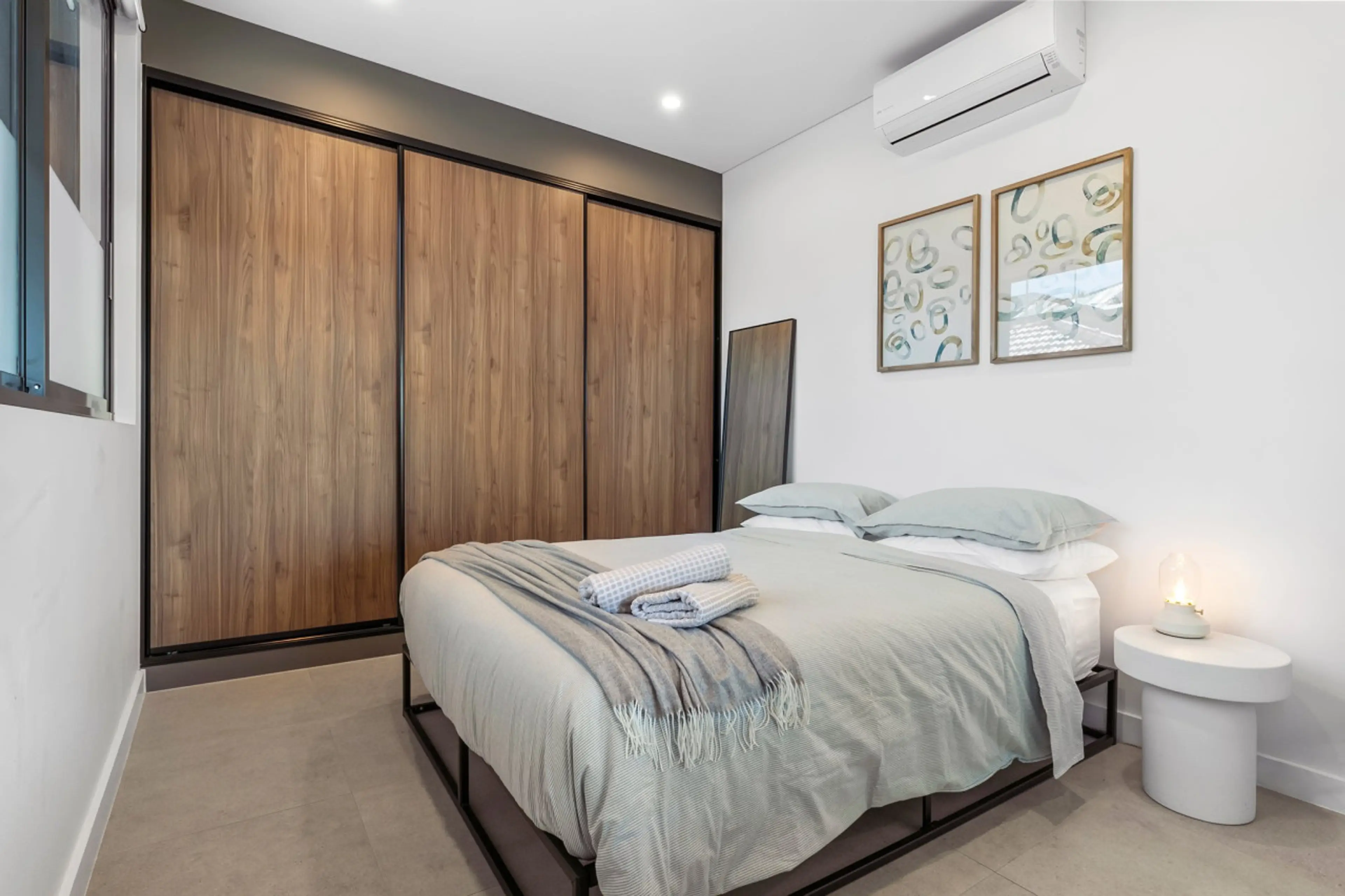 Queen Bedroom