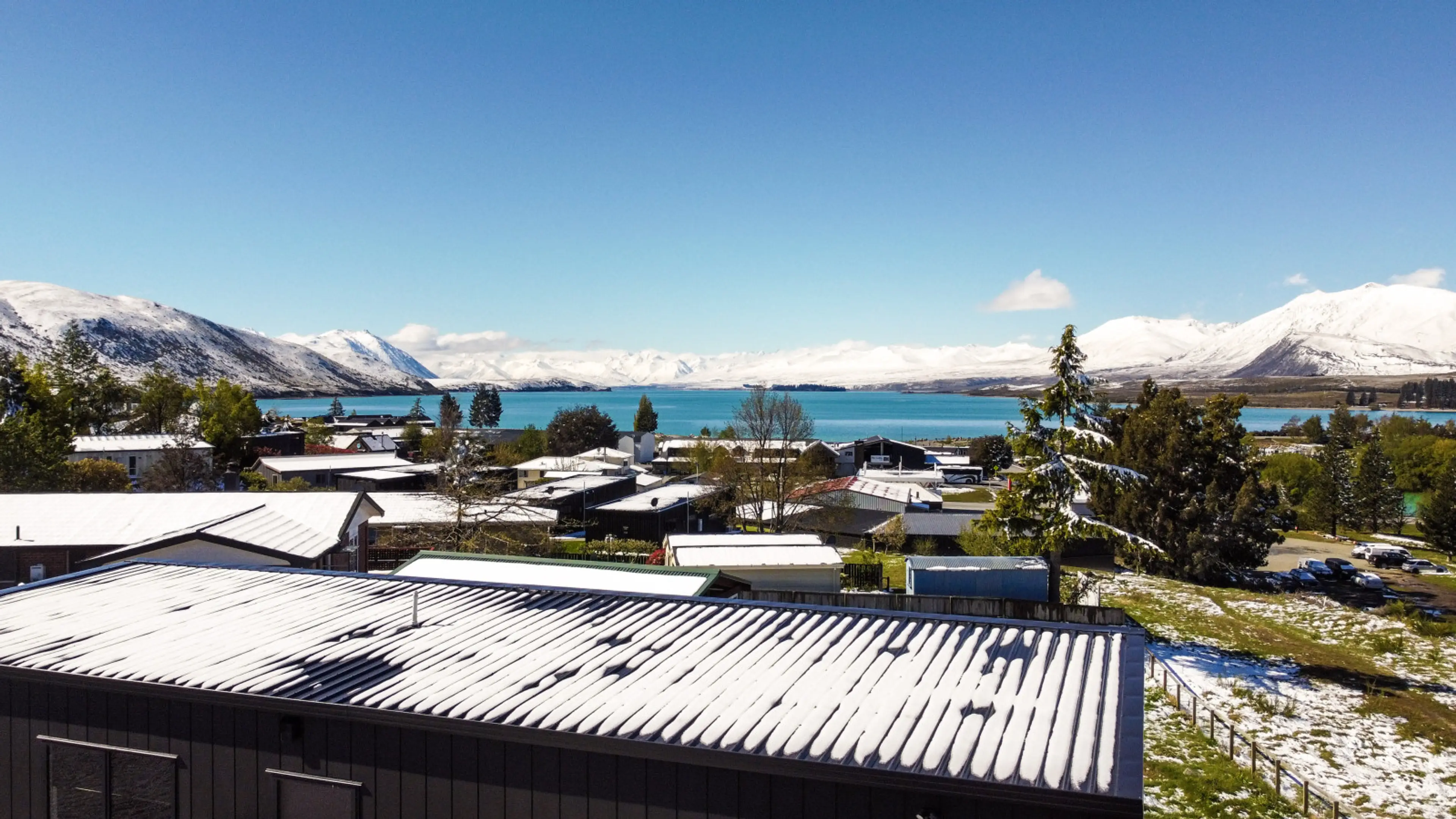 Prime location walking distance to the lake