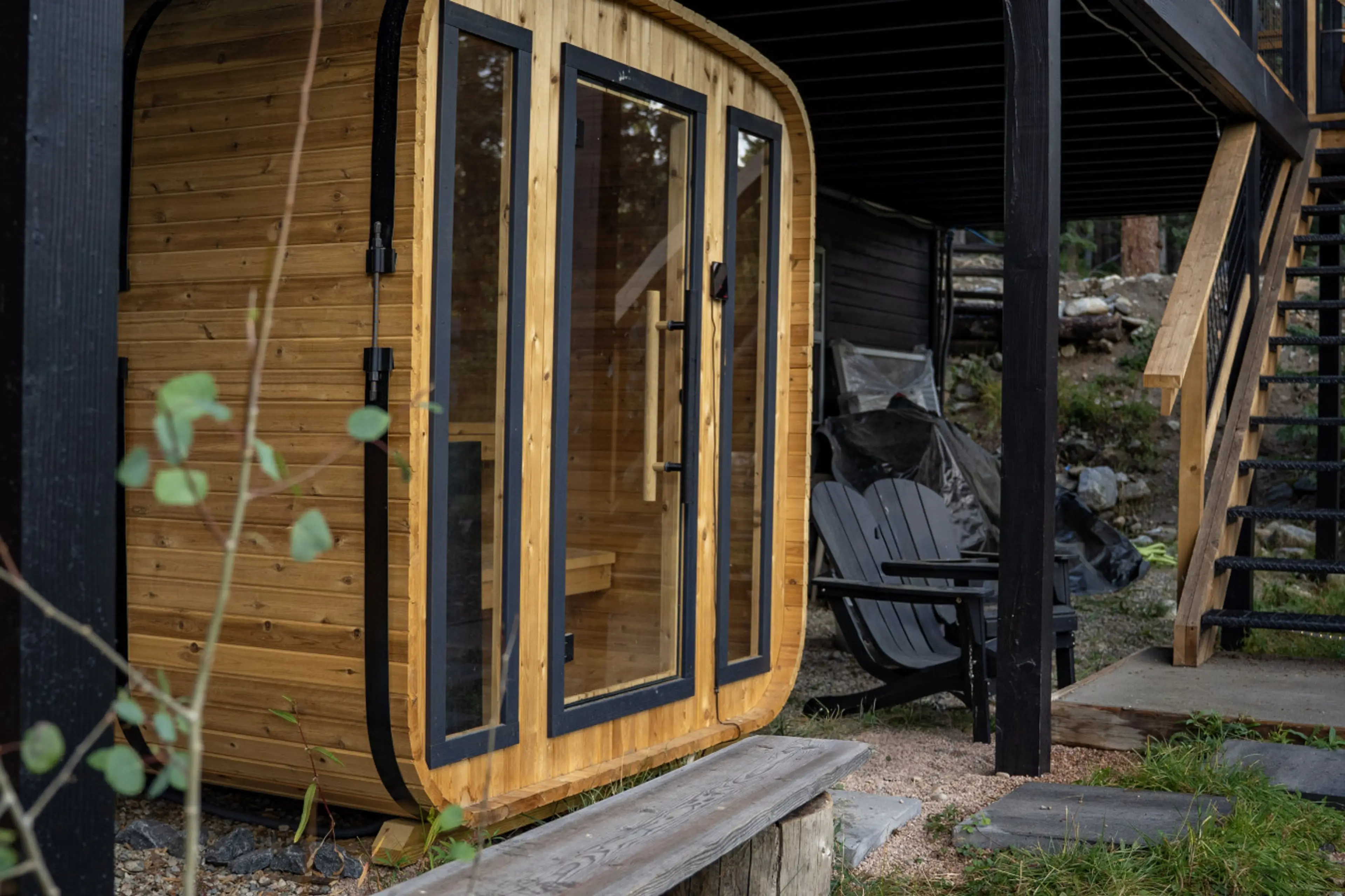 Private Sauna with easy Access from the deck