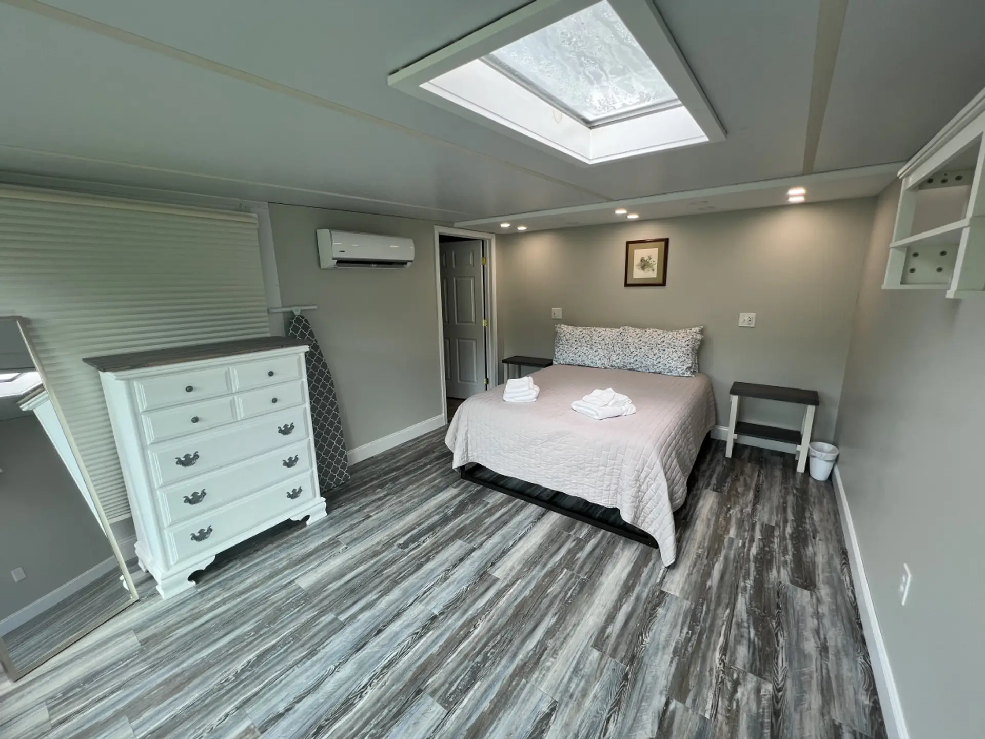 Queen Bedroom