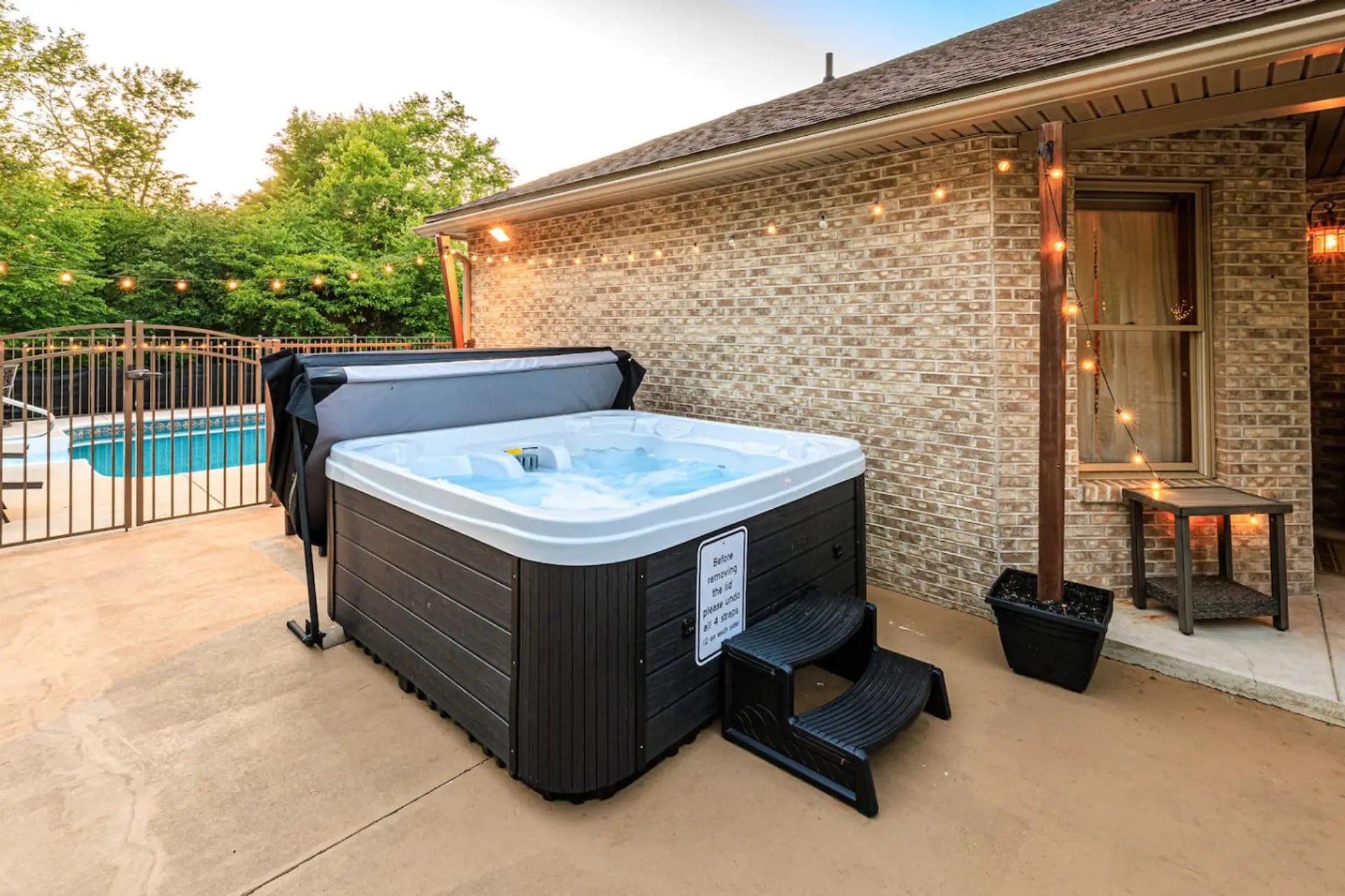 Hot tub