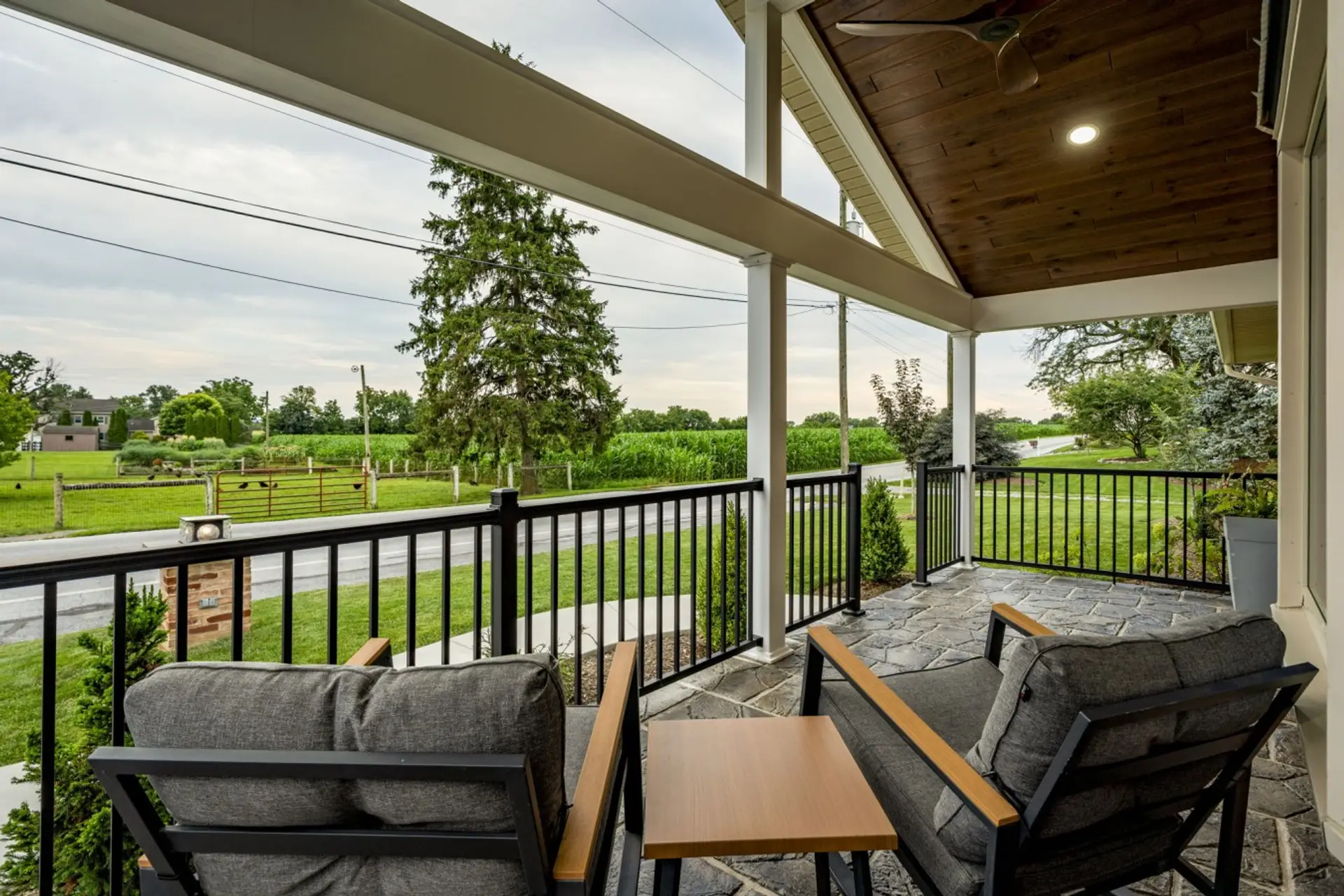 26-web-or-mls-7 Lynwood Rd, Ronks928
