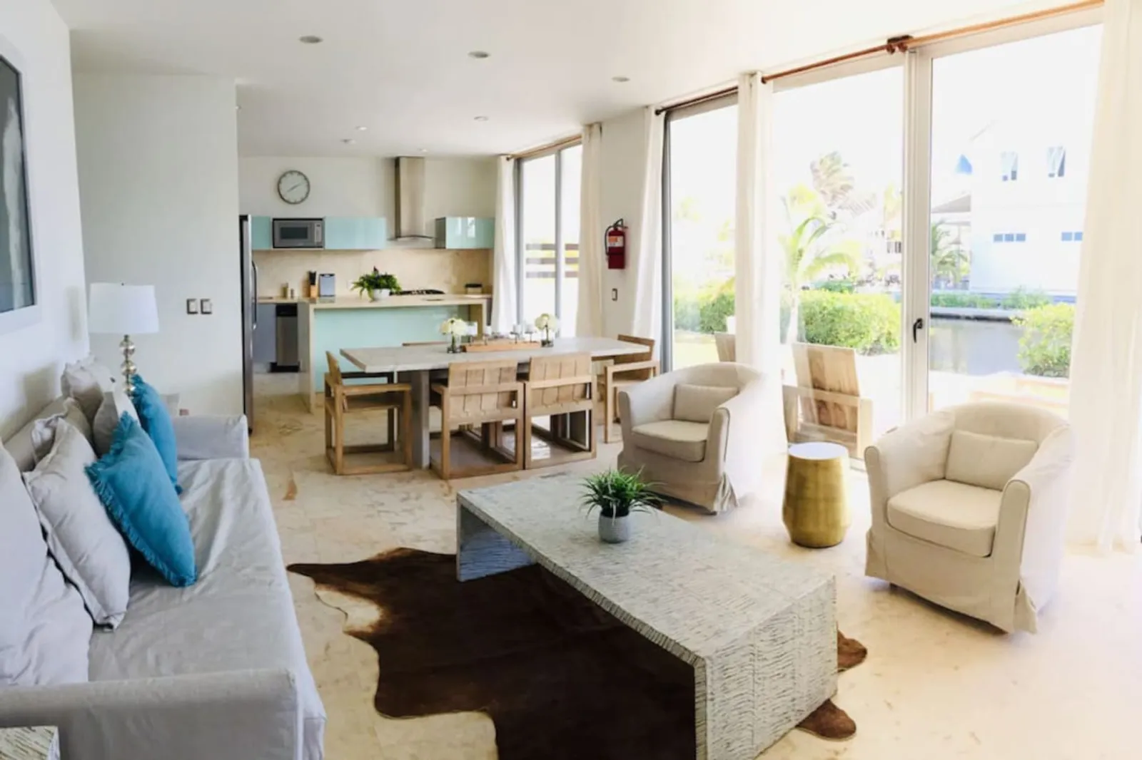 Casa Moderna, Mahogany Bay Village, photo 1