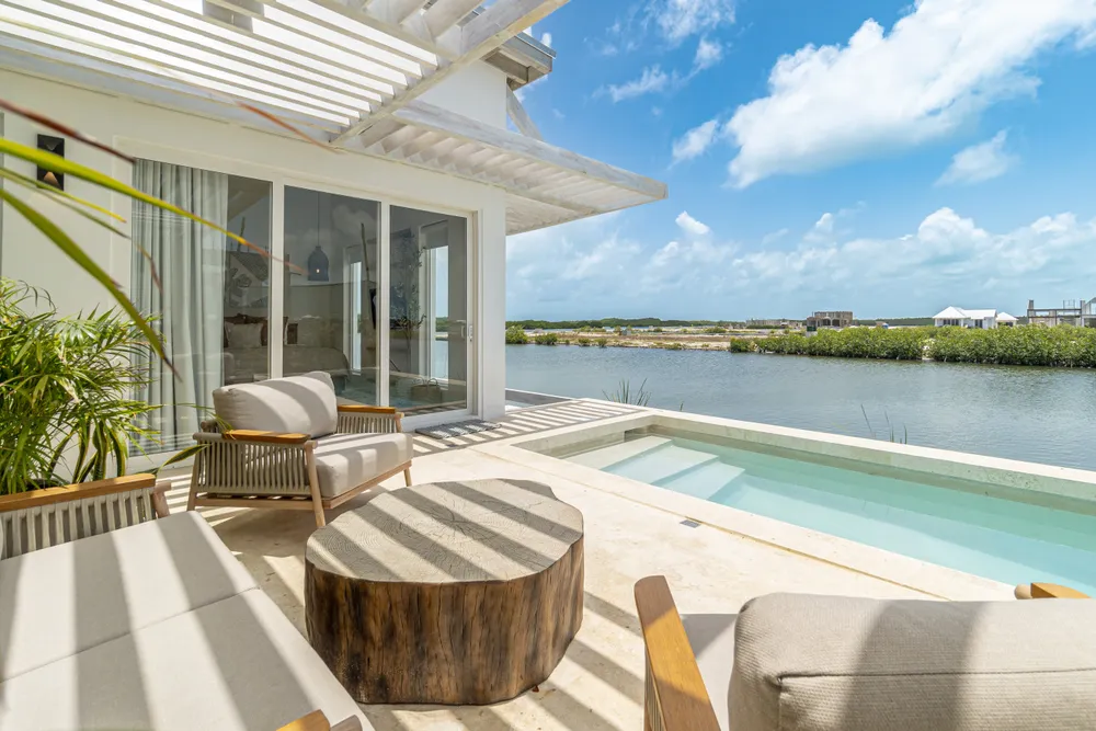 Barefoot Bungalow, Mahogany Bay Village, photo 2