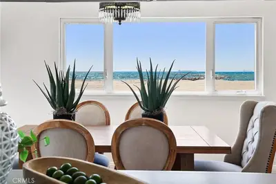 Seal Beach 3-bed beachfront