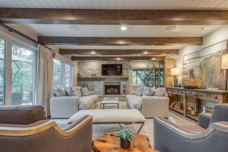 Lake Arrowhead lakefront luxury home