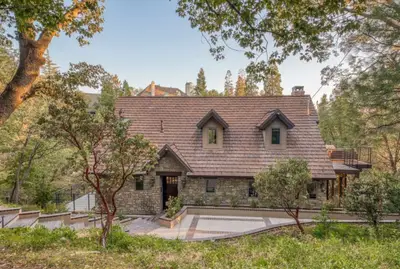 Lake Arrowhead interior