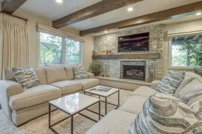 Mountain lake scenery