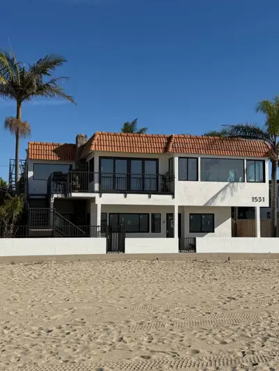 New Seal Beach 3-bed beachfront