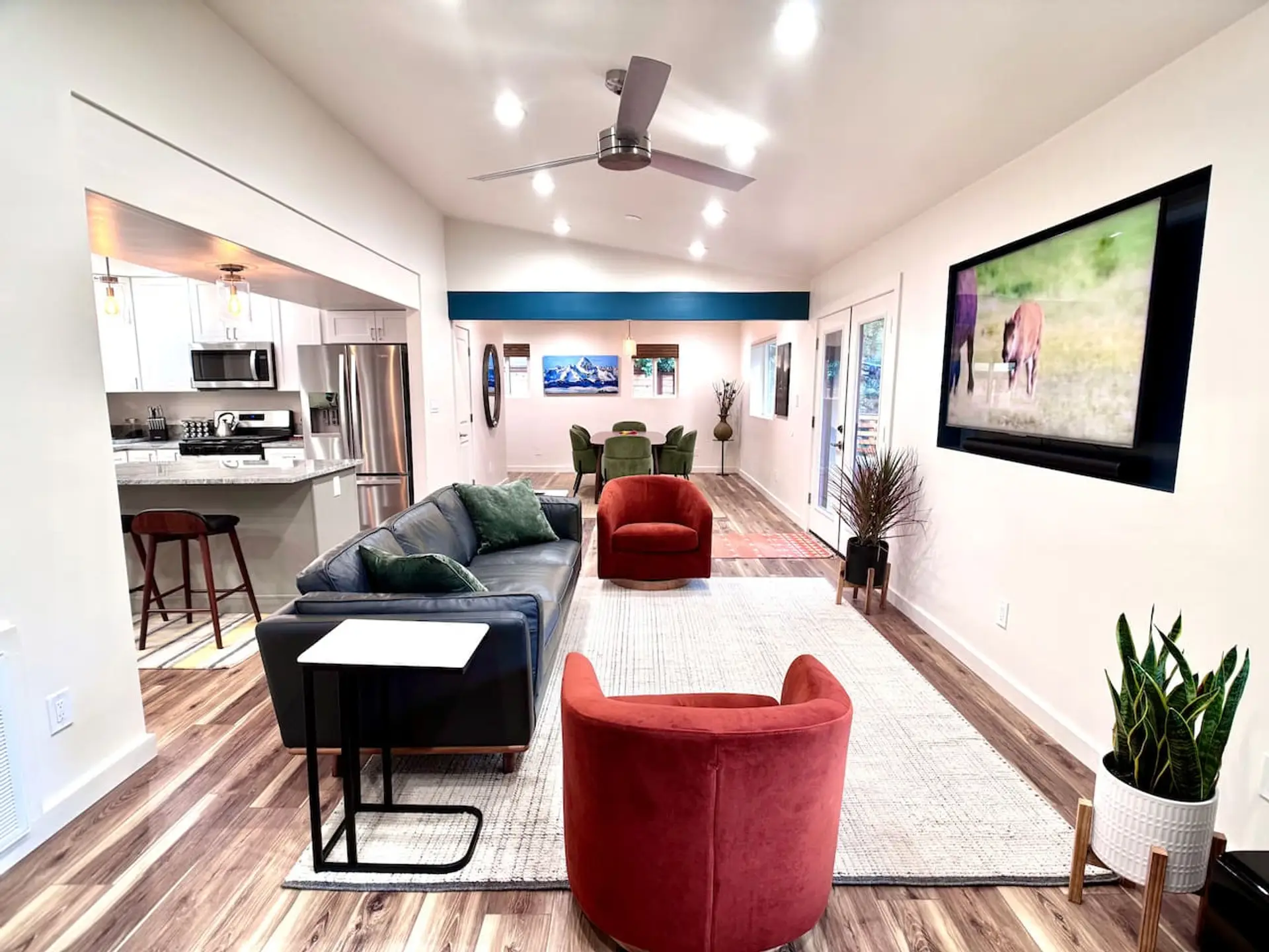 The living space is modern and open with lots of space to relax and enjoy the surroundings.