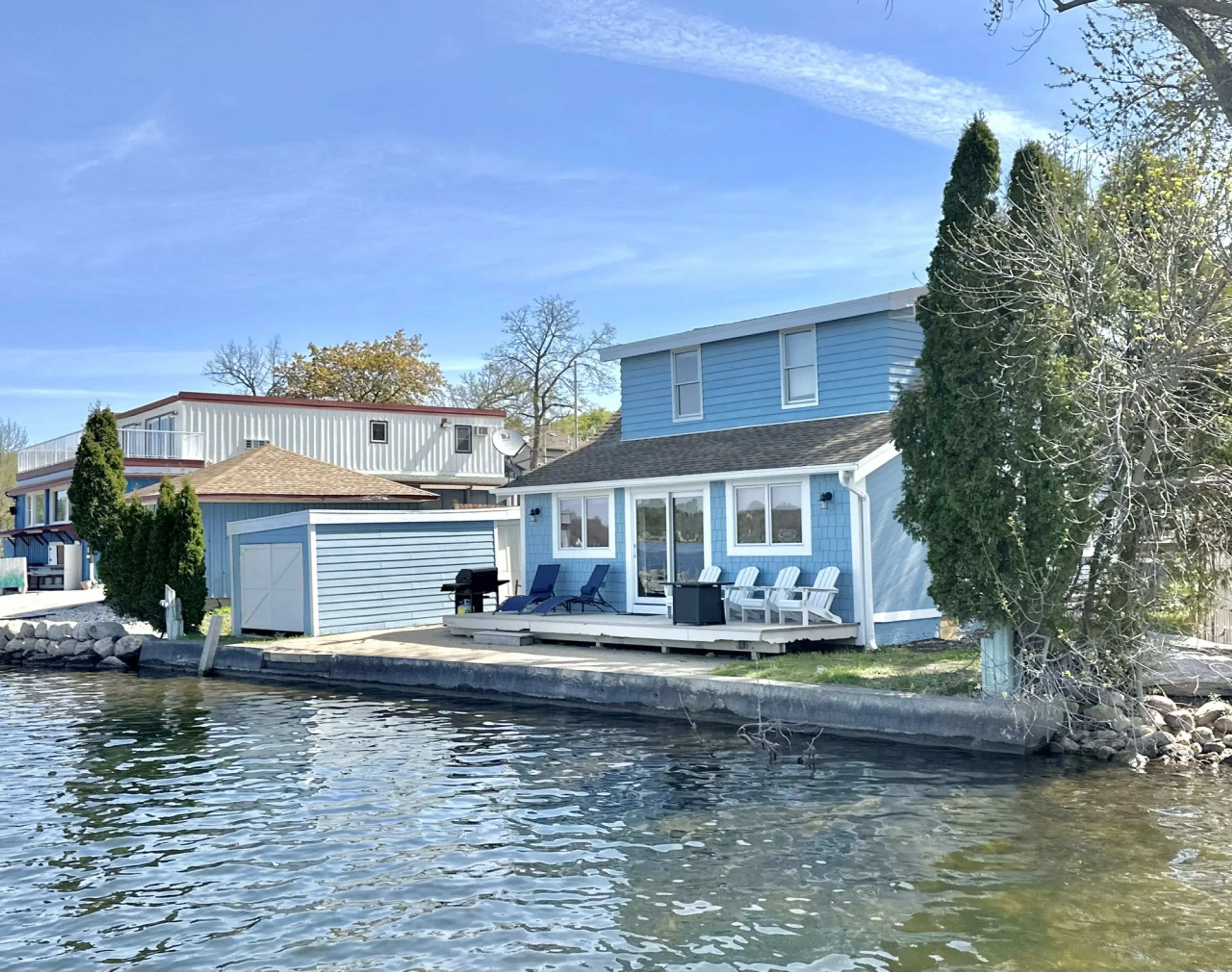 Waters Edge Cottage (Pier not yet installed in photo)