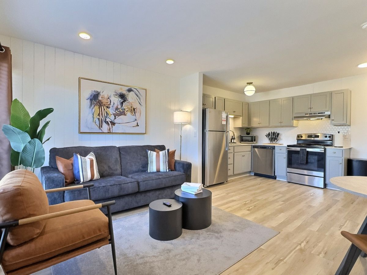 Photo inspiration: Gallery Detail: Urban Hideaway Near Downtown Hotspots