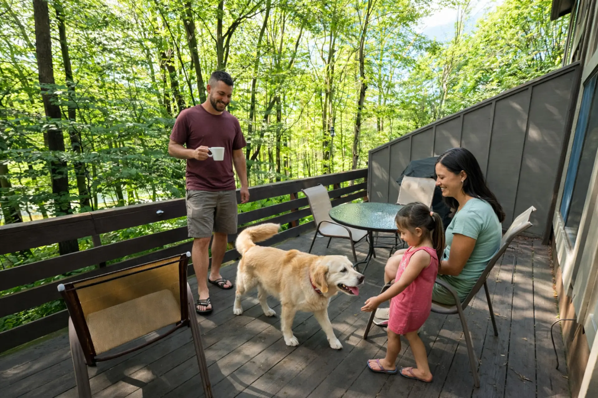 Relax on the back deck or dine al fresco!