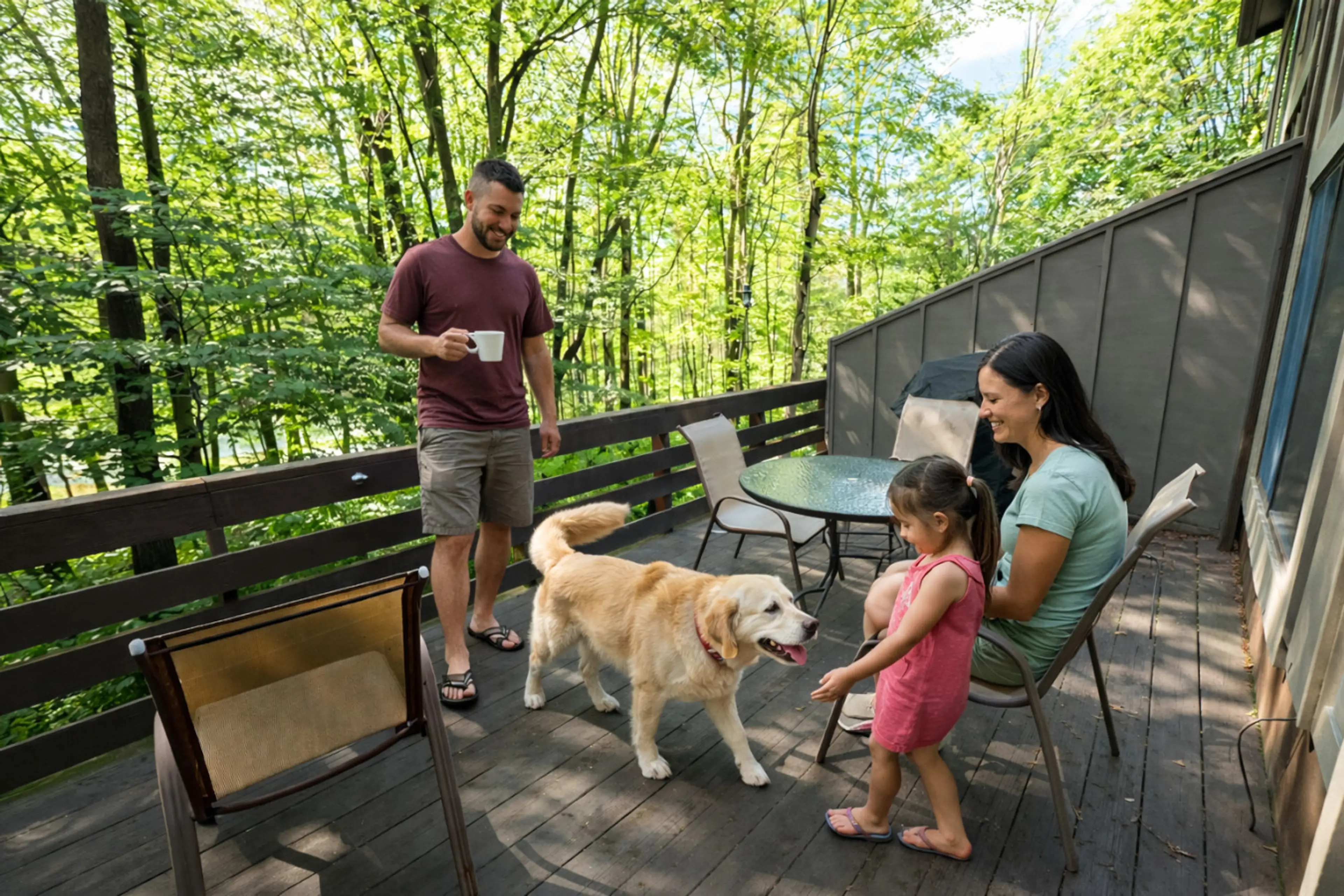 Relax on the back deck or dine al fresco!