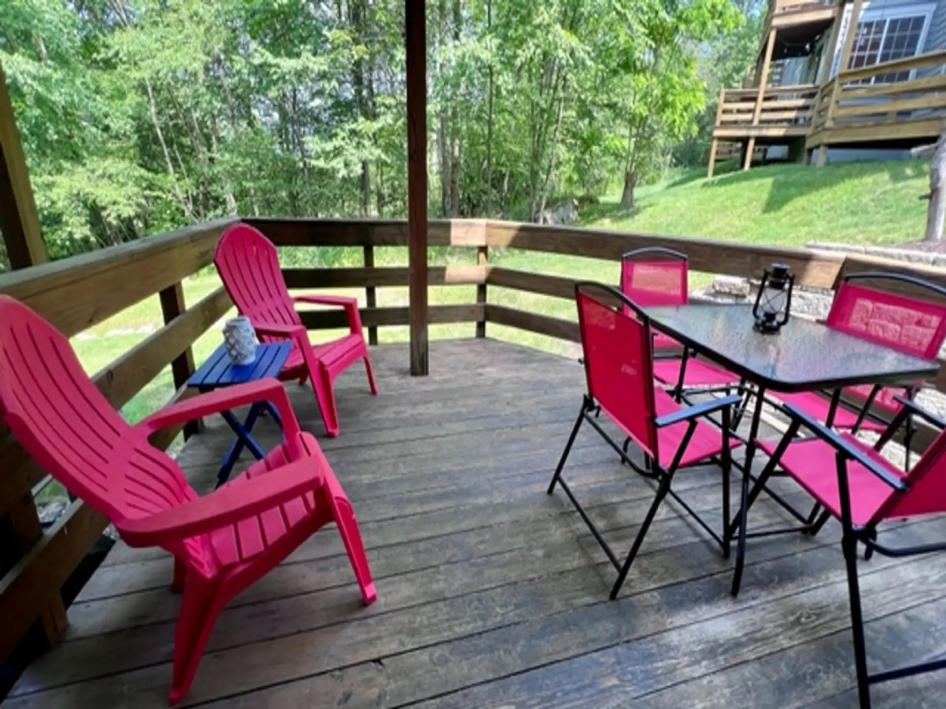Perfect back deck to enjoy the surrounding forest & dine al fresco!