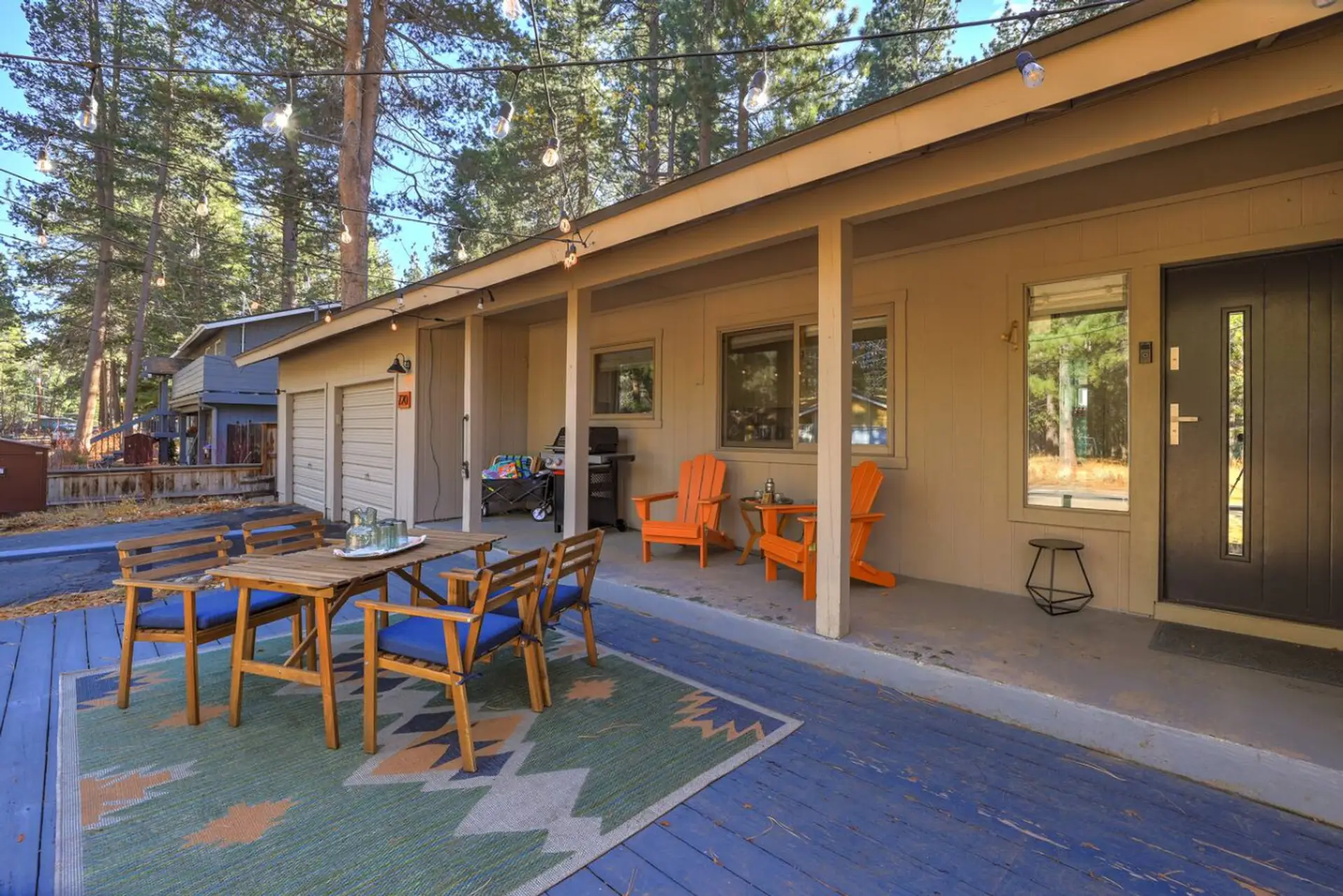 Front deck at Stellars Jay Getaway!