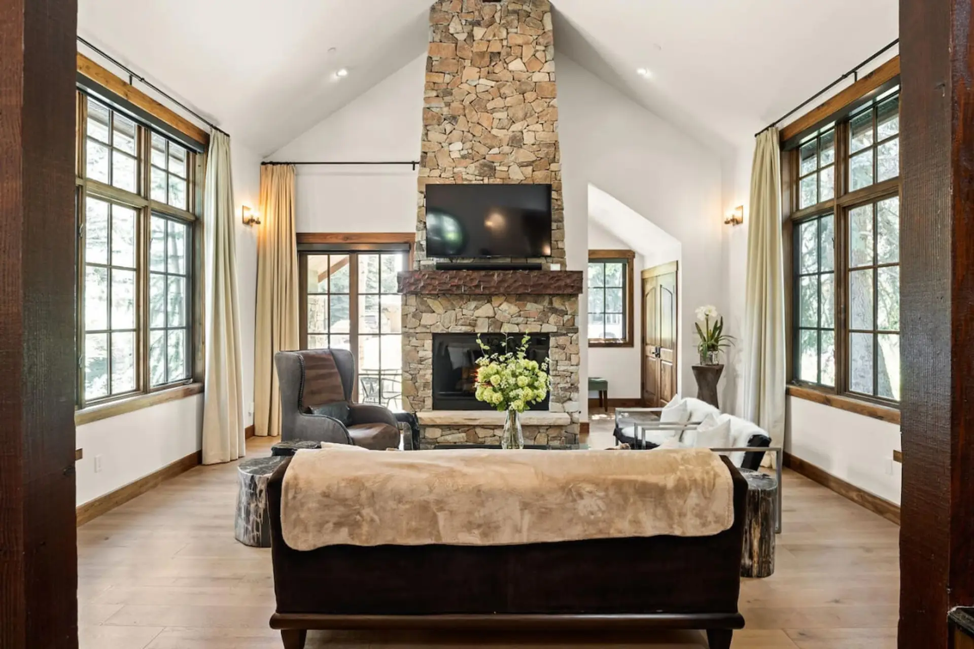 Living Room with Gas Fireplace