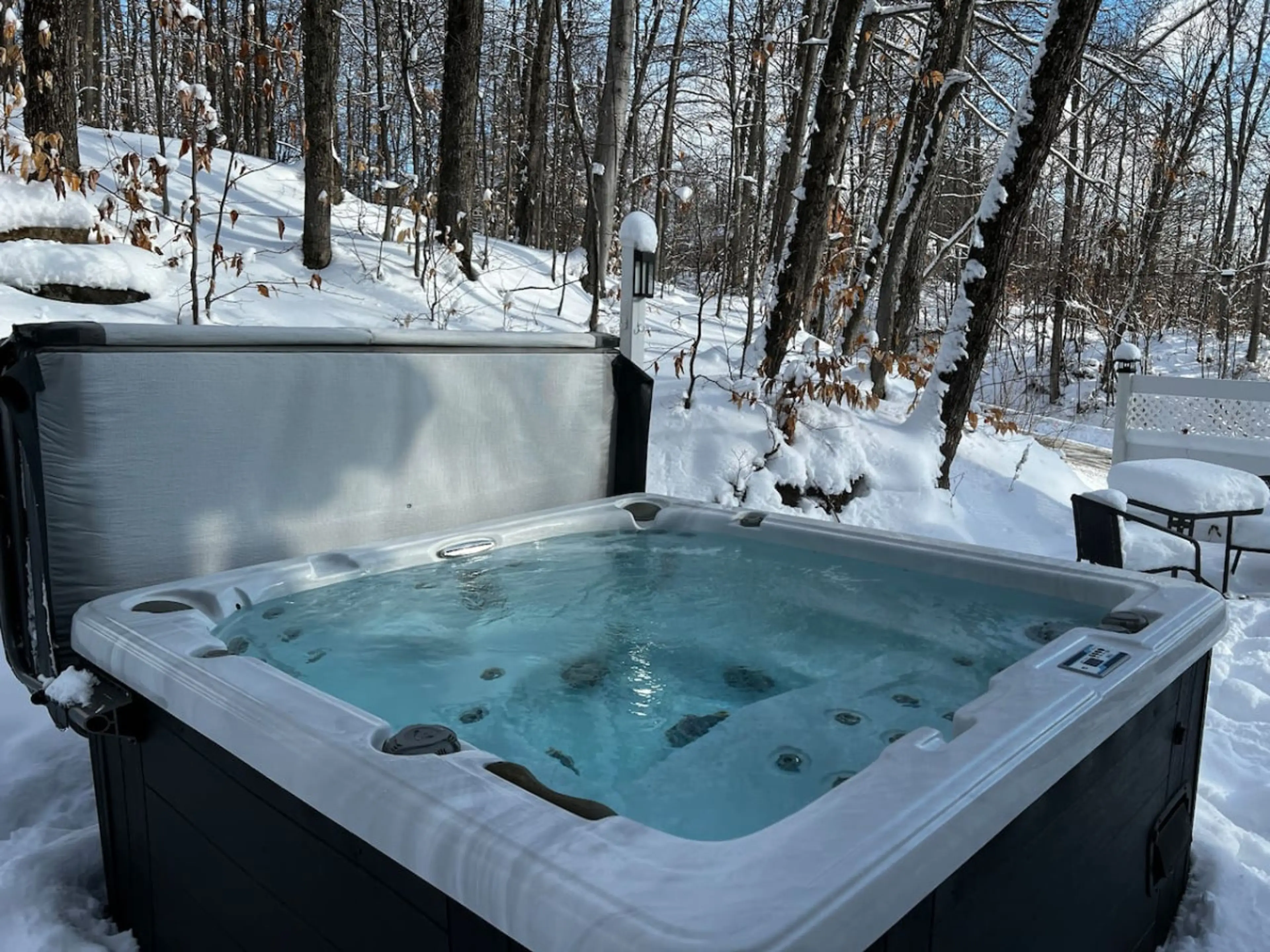 SPA 4 saisons entretenu par un professionnel