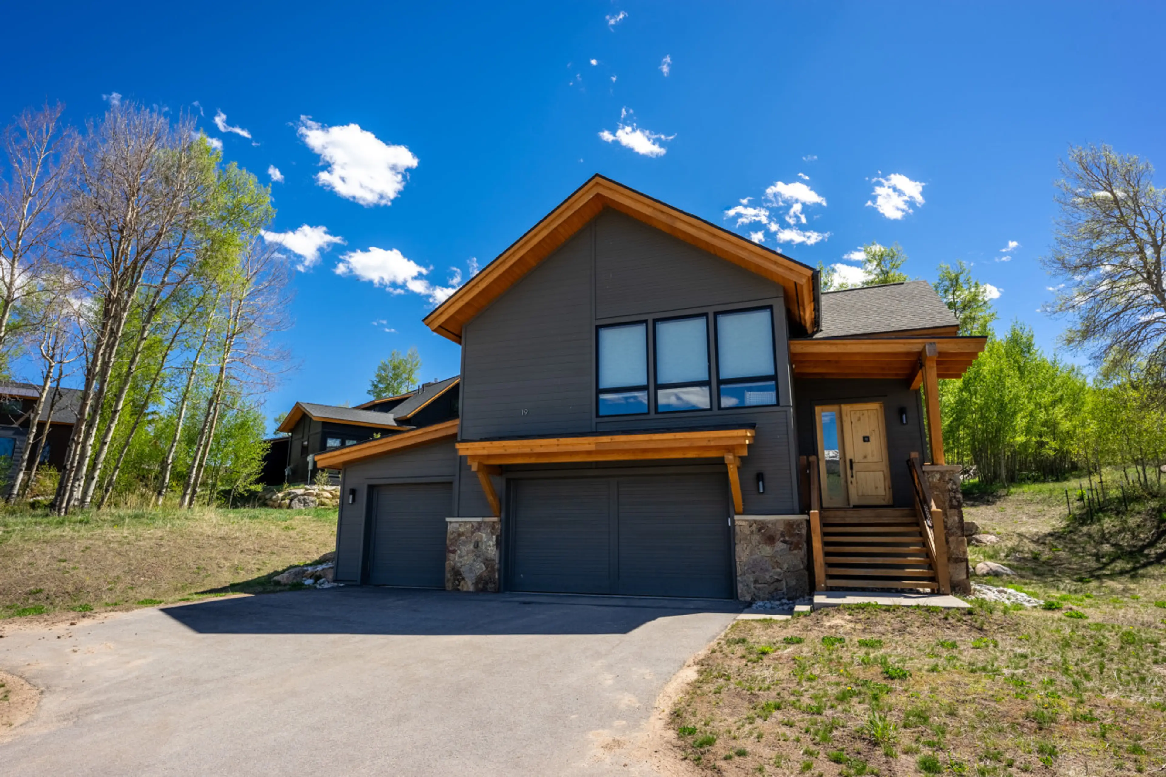 A gorgeous stand-alone luxury mountain home in Summit Sky Ranch