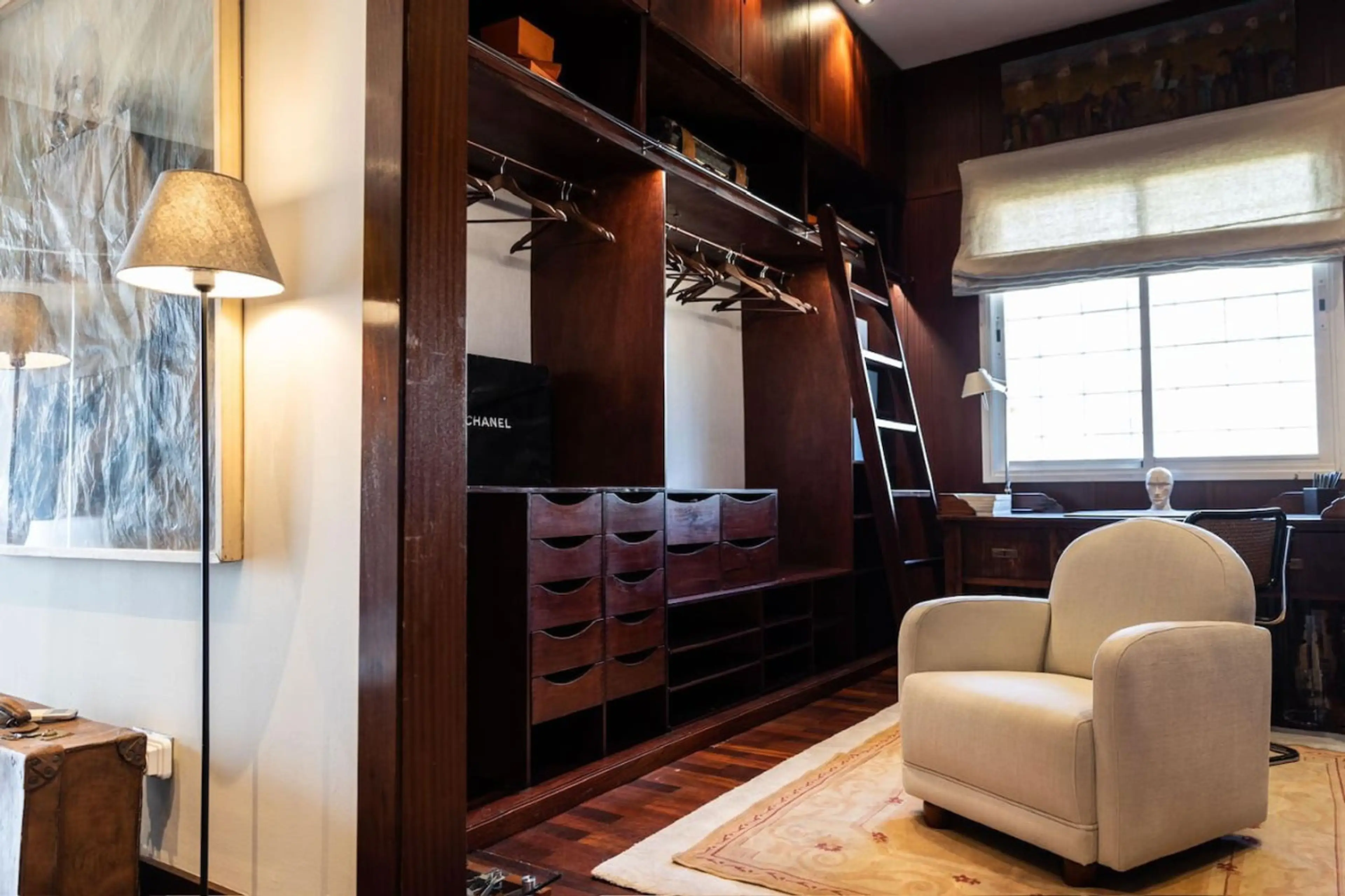 Bedroom, walk-in closet